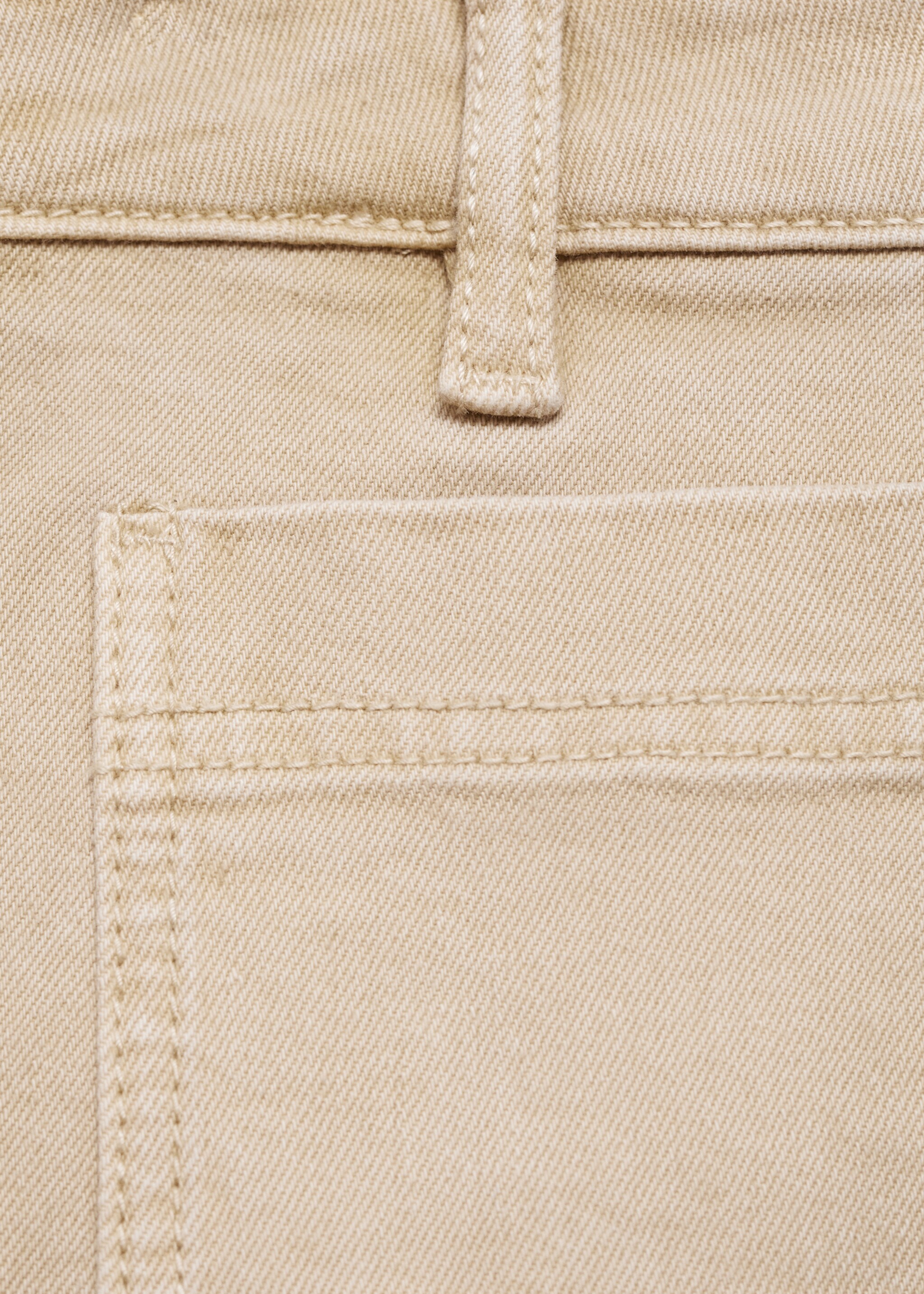 Denim shorts with pockets - Details of the article 0
