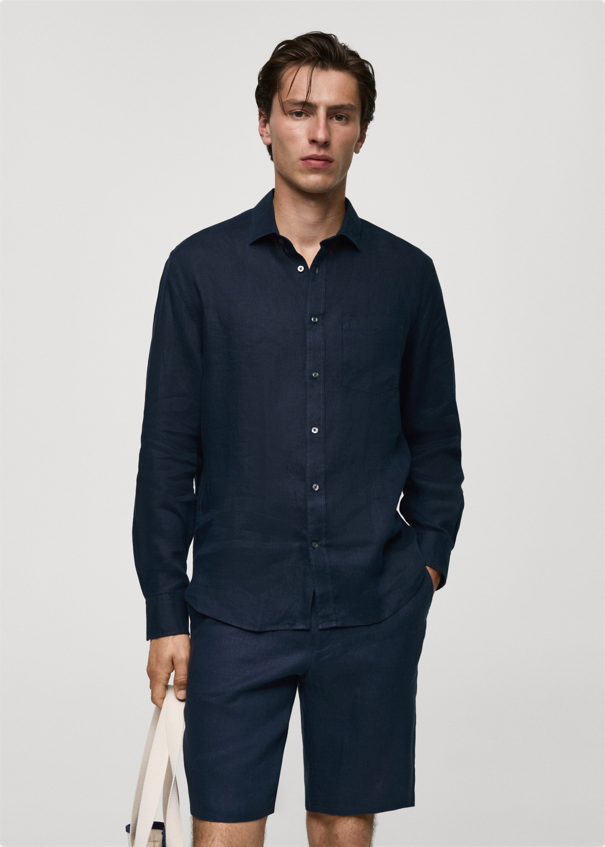 Πουκάμισο classic fit 100% λινό - Μεσαίο πλάνο