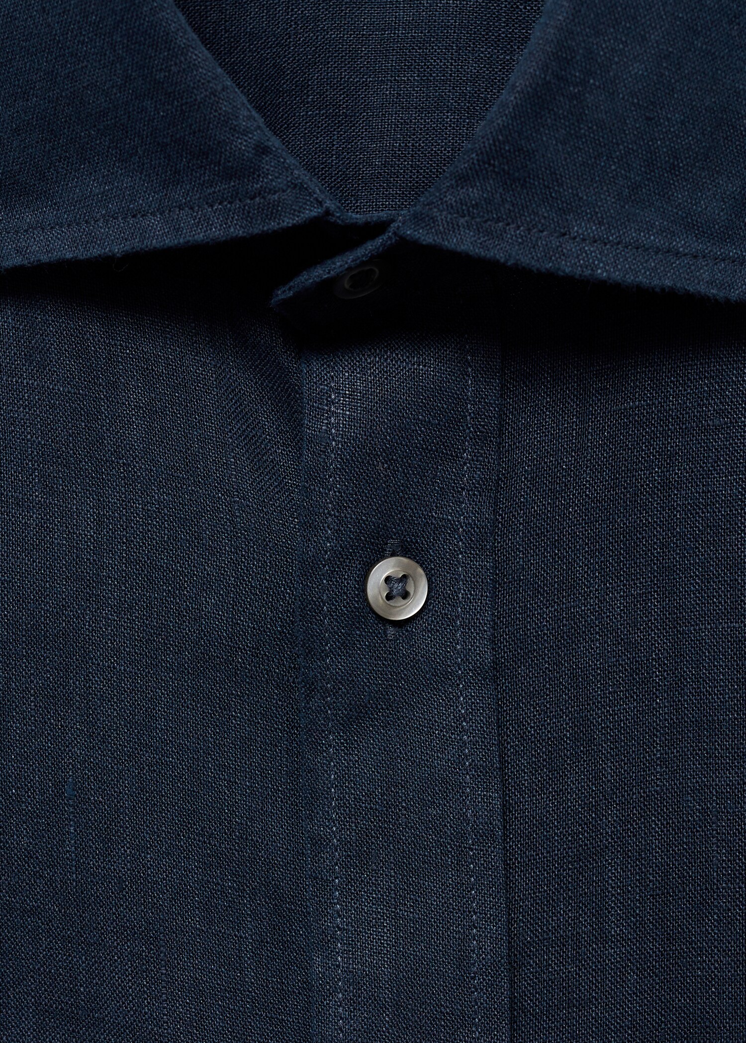 Classic fit 100% linen shirt - Details of the article 8