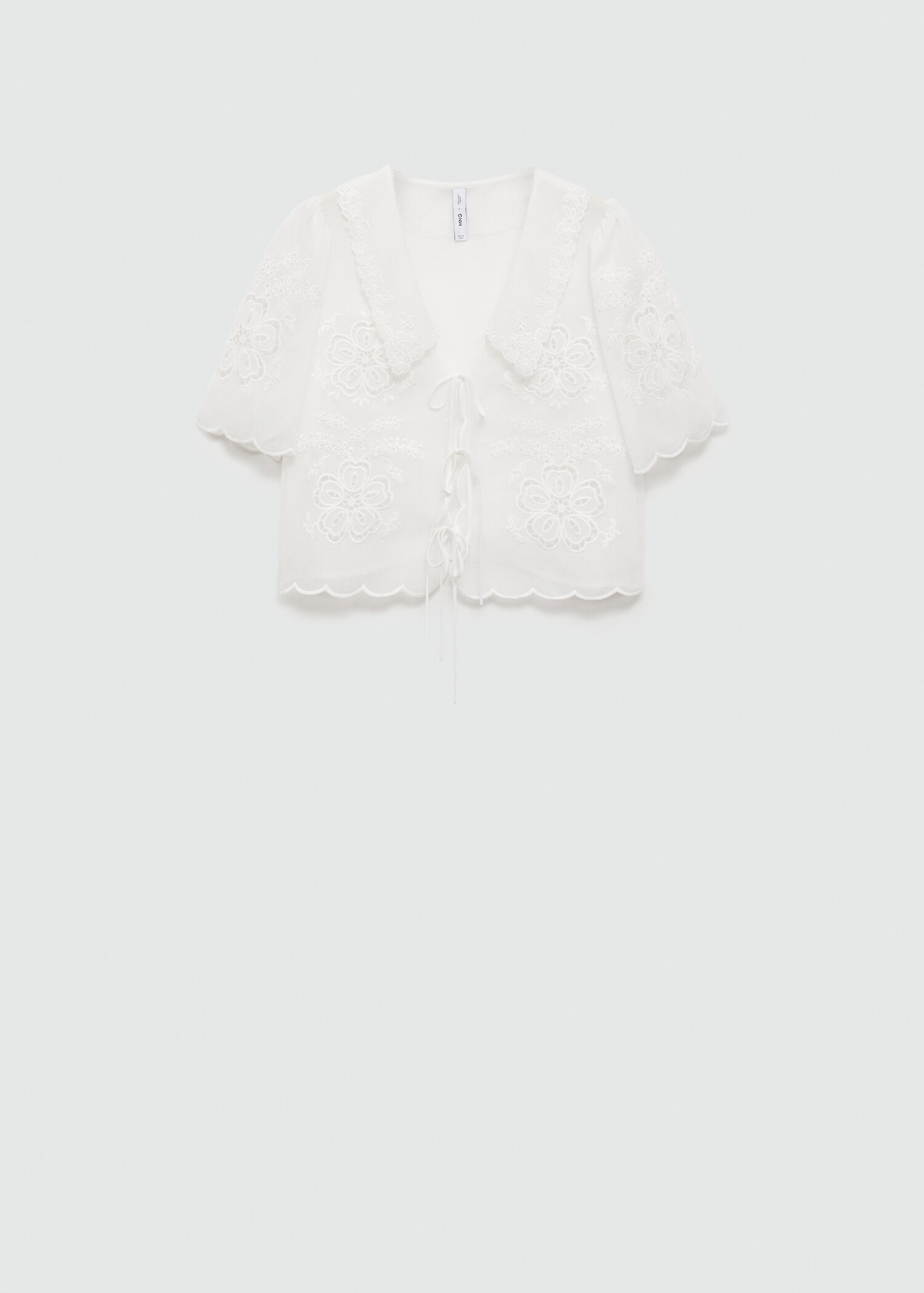 Bestickte Bluse mit Schleife - Artikel ohne Model