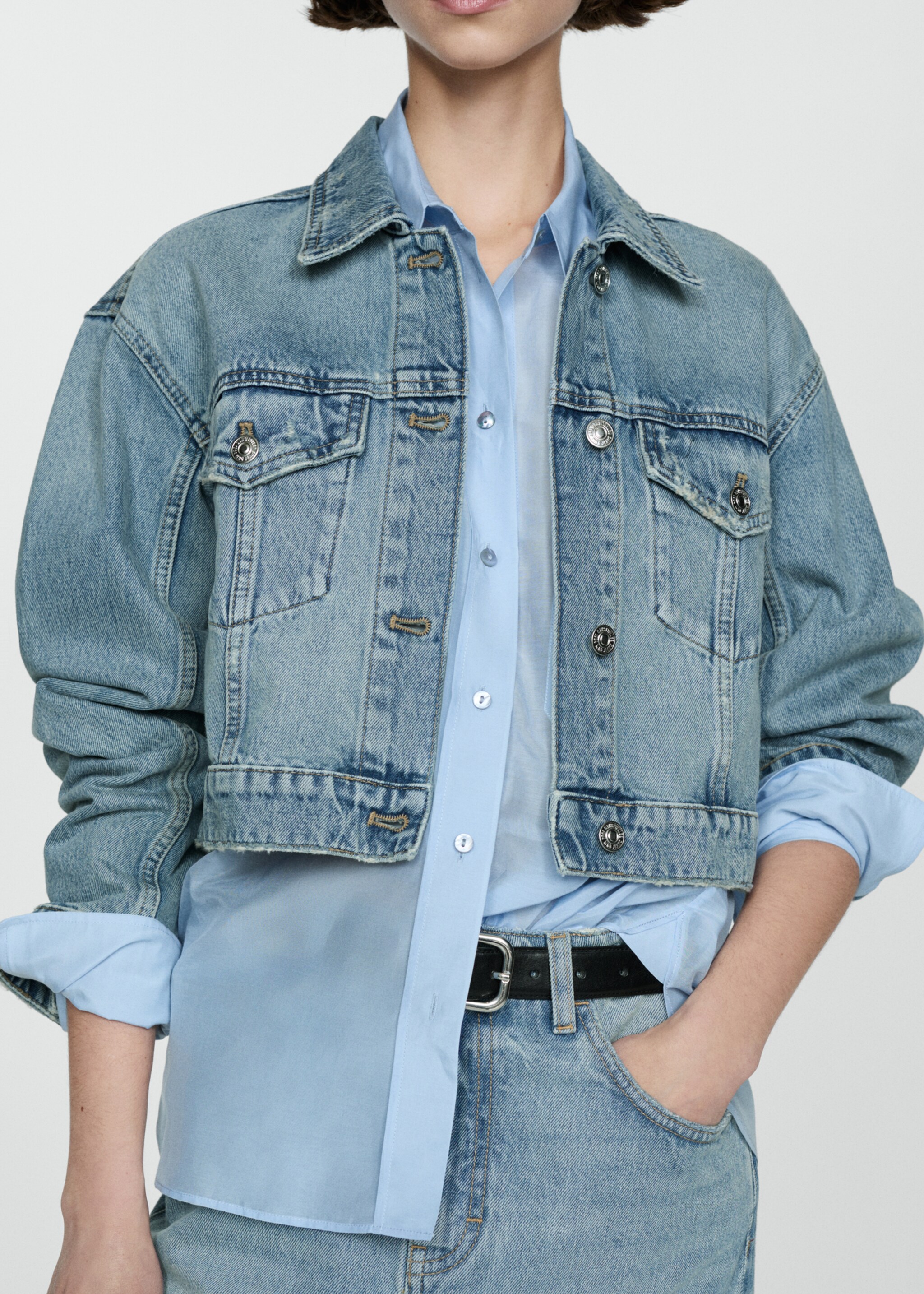 Blouson jean poches - Plan moyen, Bleu moyen. Ref: 77030358-00.