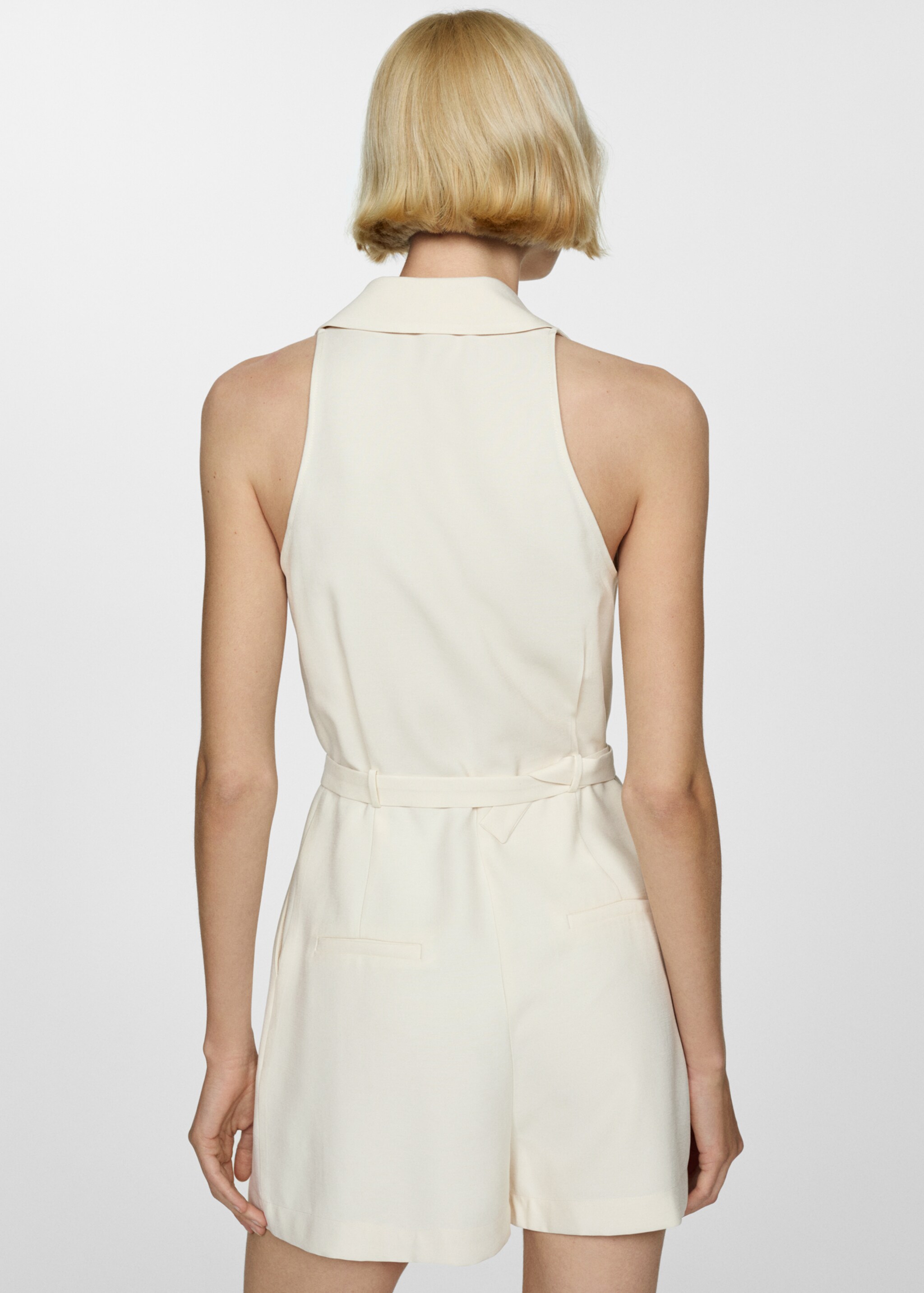 Belt short jumpsuit - Reverse of the article