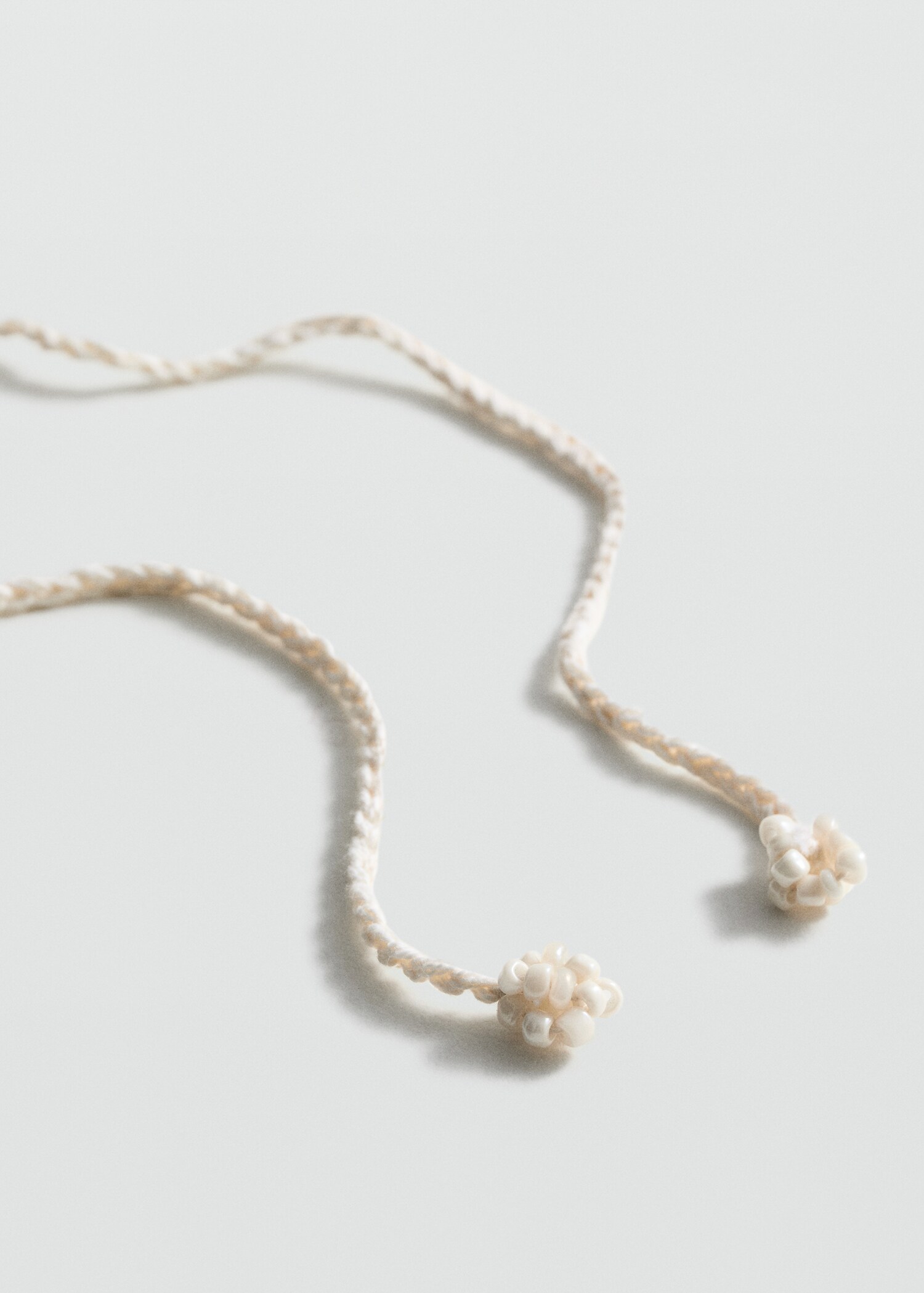 Flower choker necklace - Details of the article 1