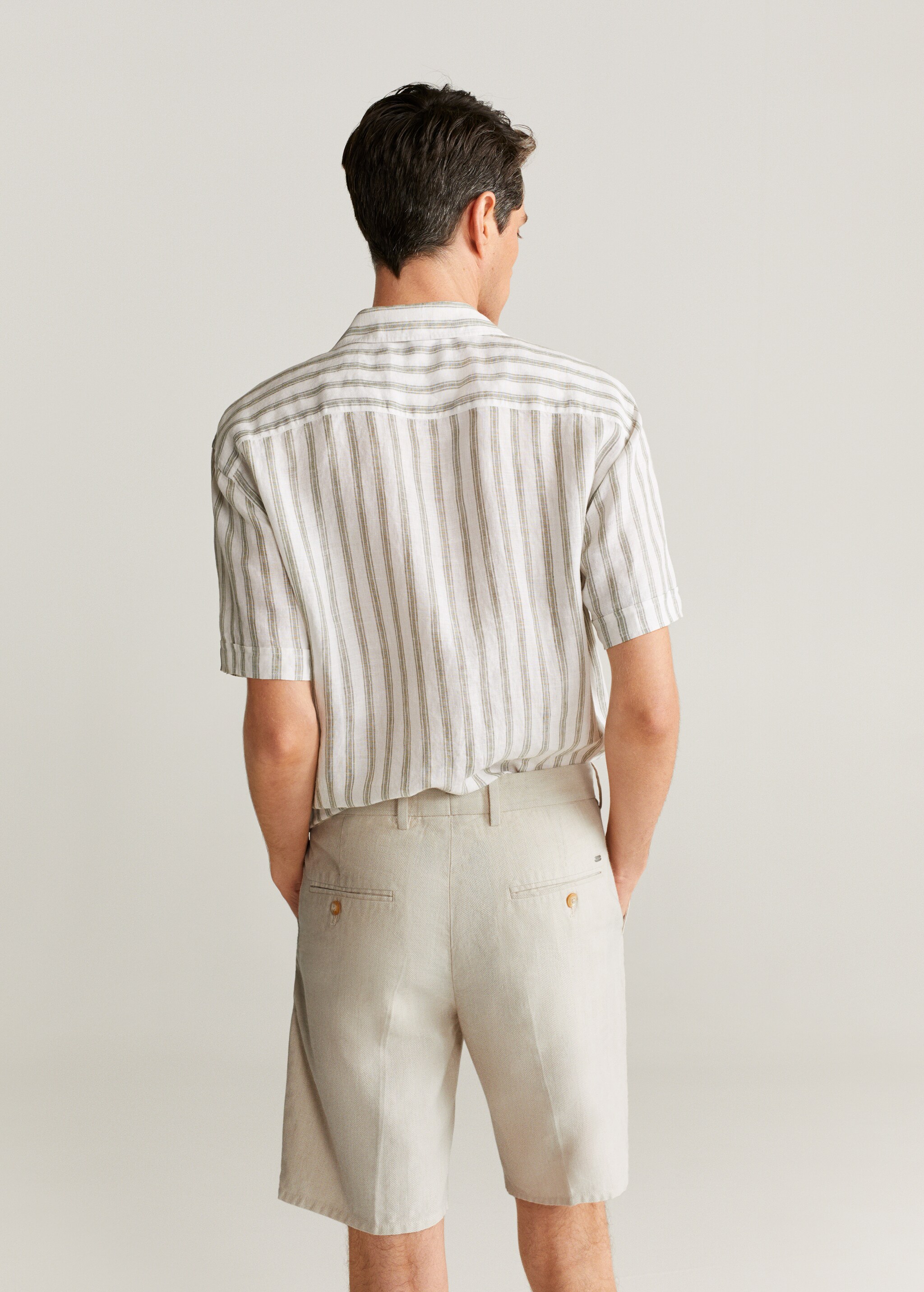 Bermudas estilo chino algodón lino - Reverso del artículo