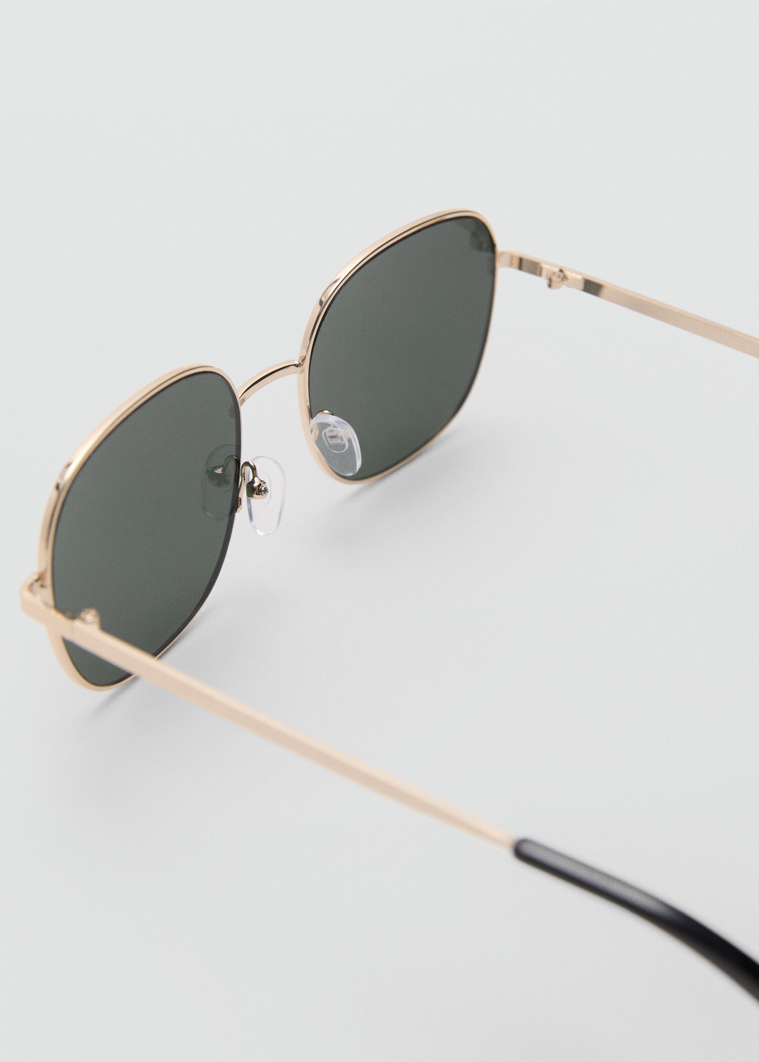 Metallic frame sunglasses - Details of the article 1