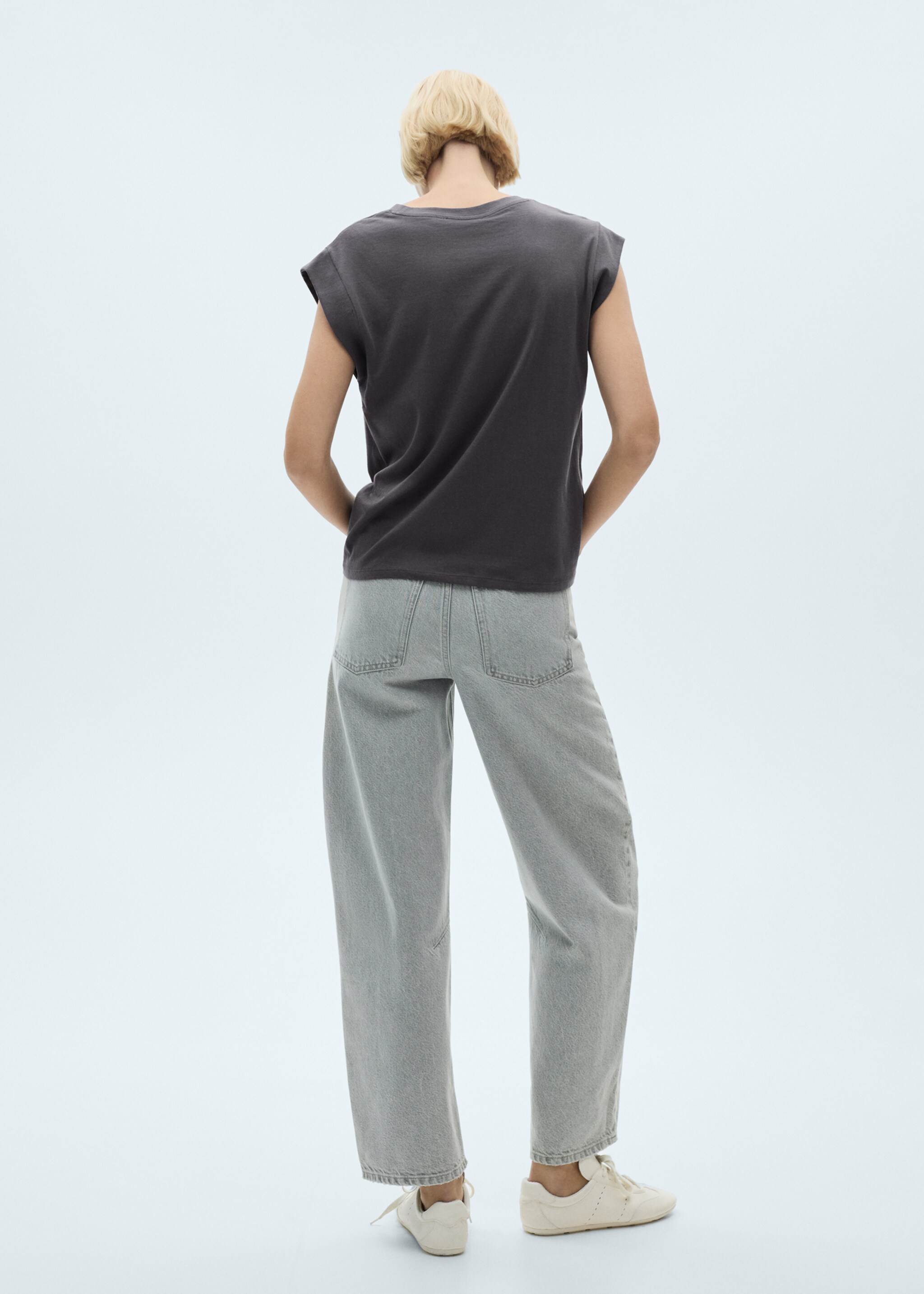 Kurzärmliges Baumwoll-T-Shirt - Rückseite des Artikels, Anthrazit. Ref: 77030581-00.