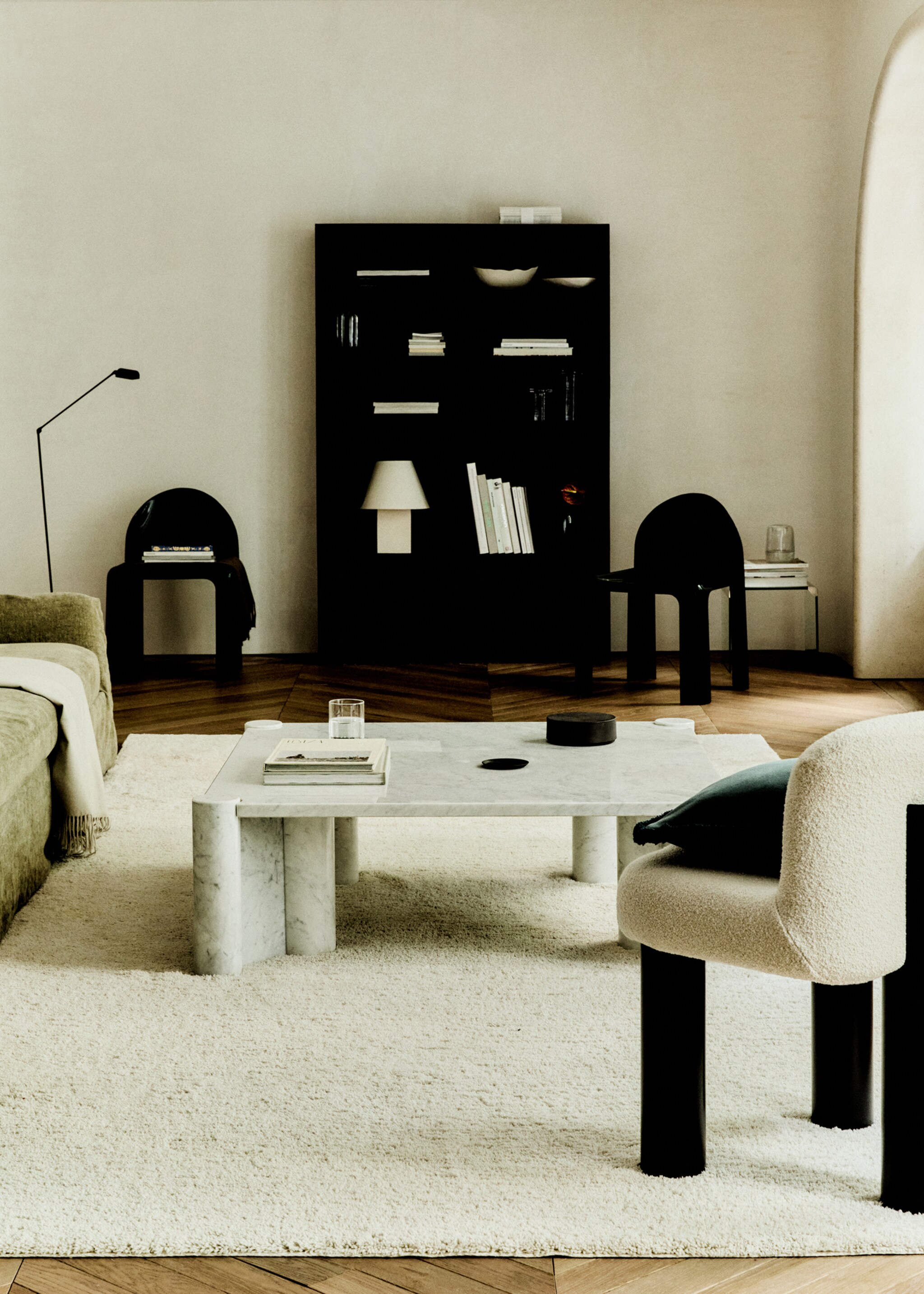 Large fur rectangular rug - Details of the article 6, Off White. Ref: 77030582-00.