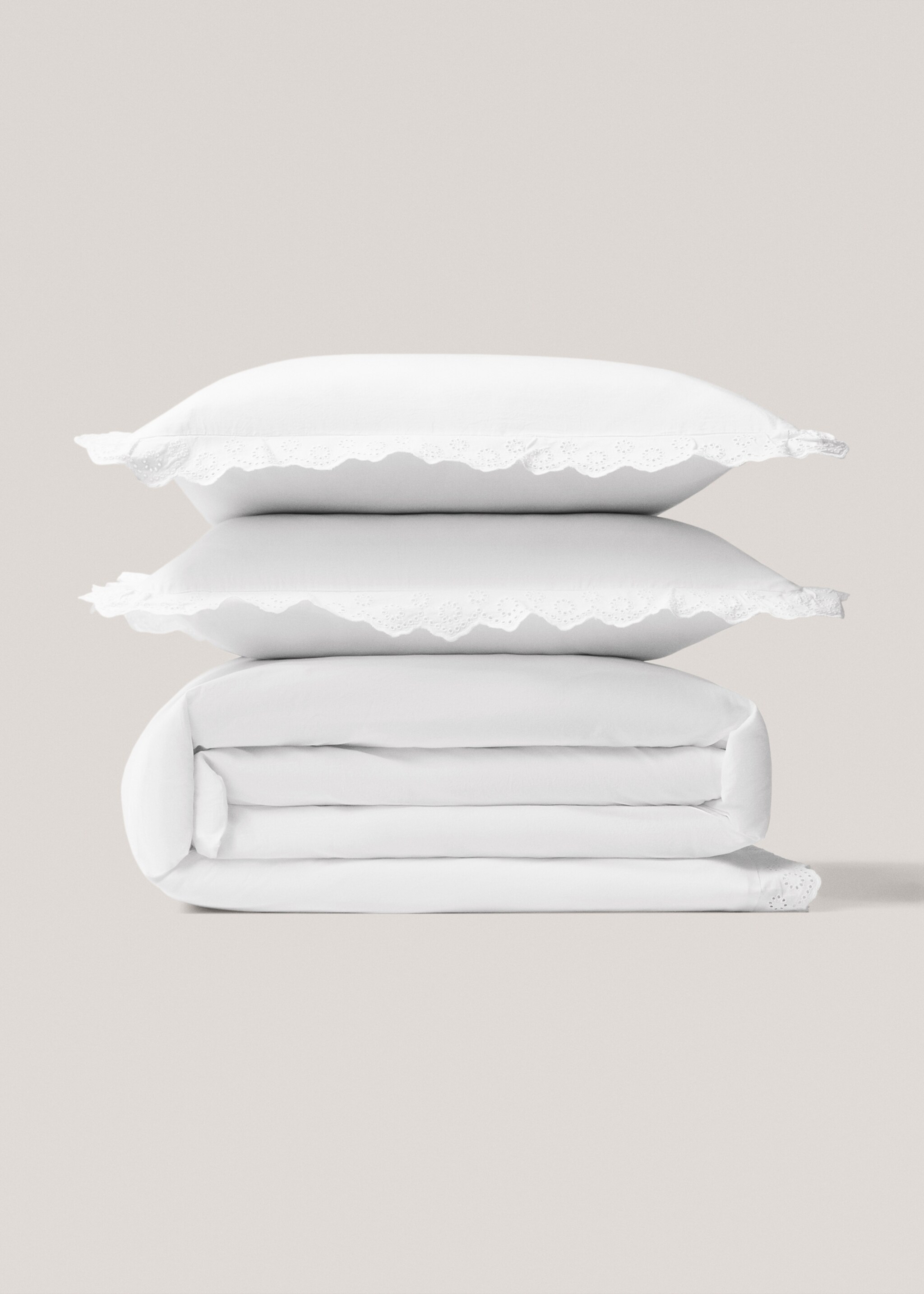 Housse de couette coton volant broderie Lit 150/160 cm - Article sans modèle, Blanc. Ref: 77030587-00.