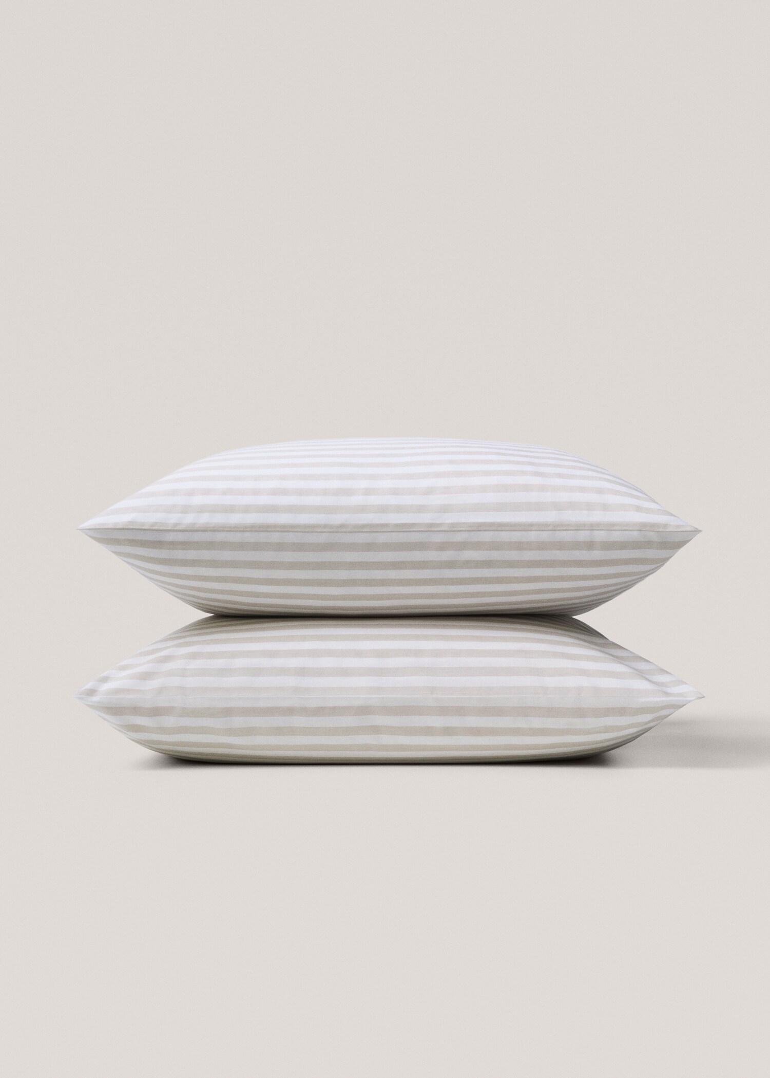 Randigt örngott i bomull 60x60 cm - Detaljer om artikeln 3