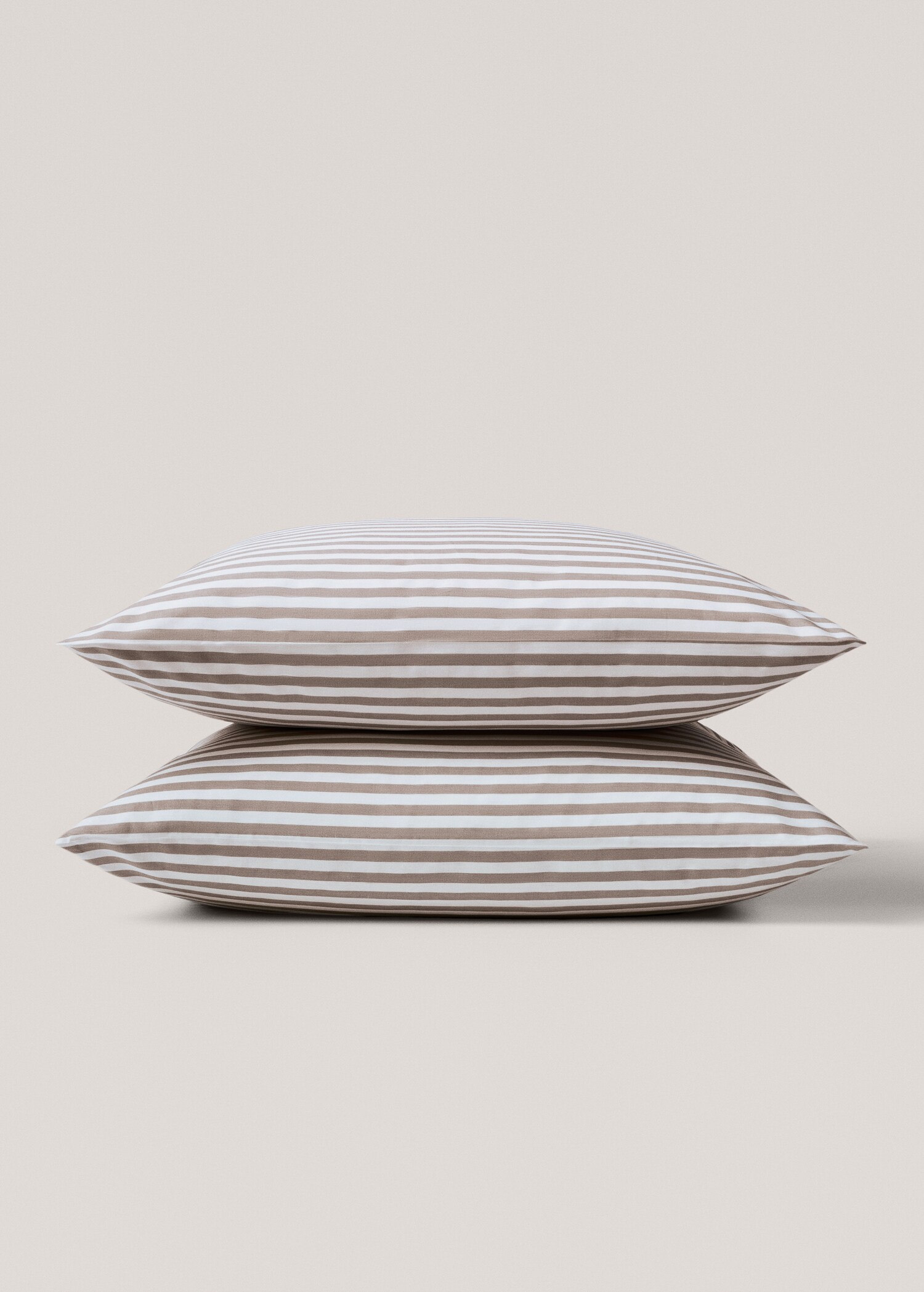 Randigt örngott i bomull 60x60 cm - Detaljer om artikeln 3