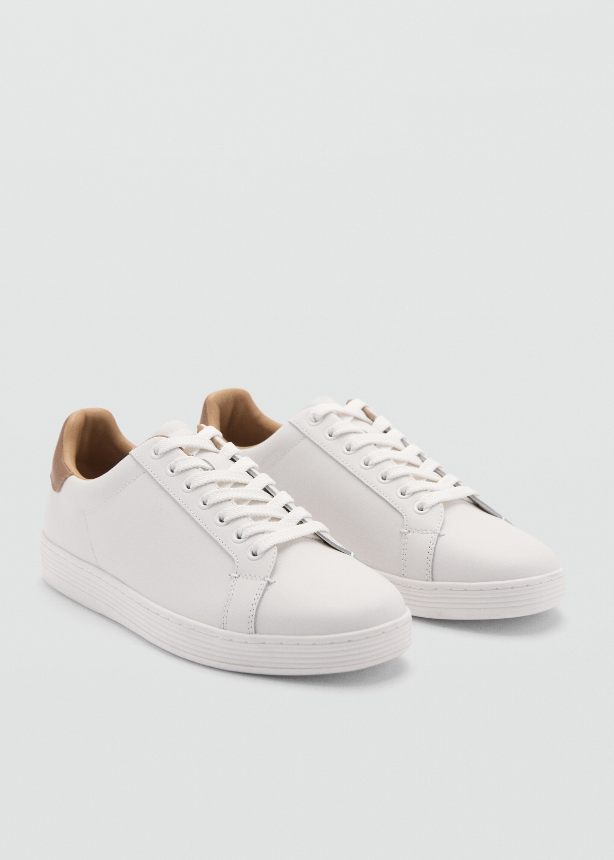 Ledersneakers mit Kontrasteinsatz - Mittlere Ansicht