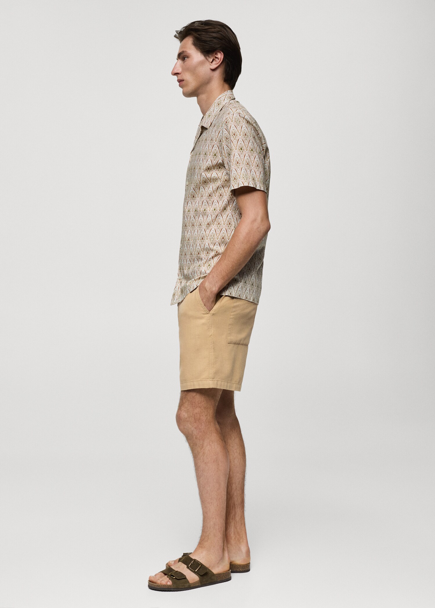 Pockets cotton Bermuda shorts - Details of the article 2