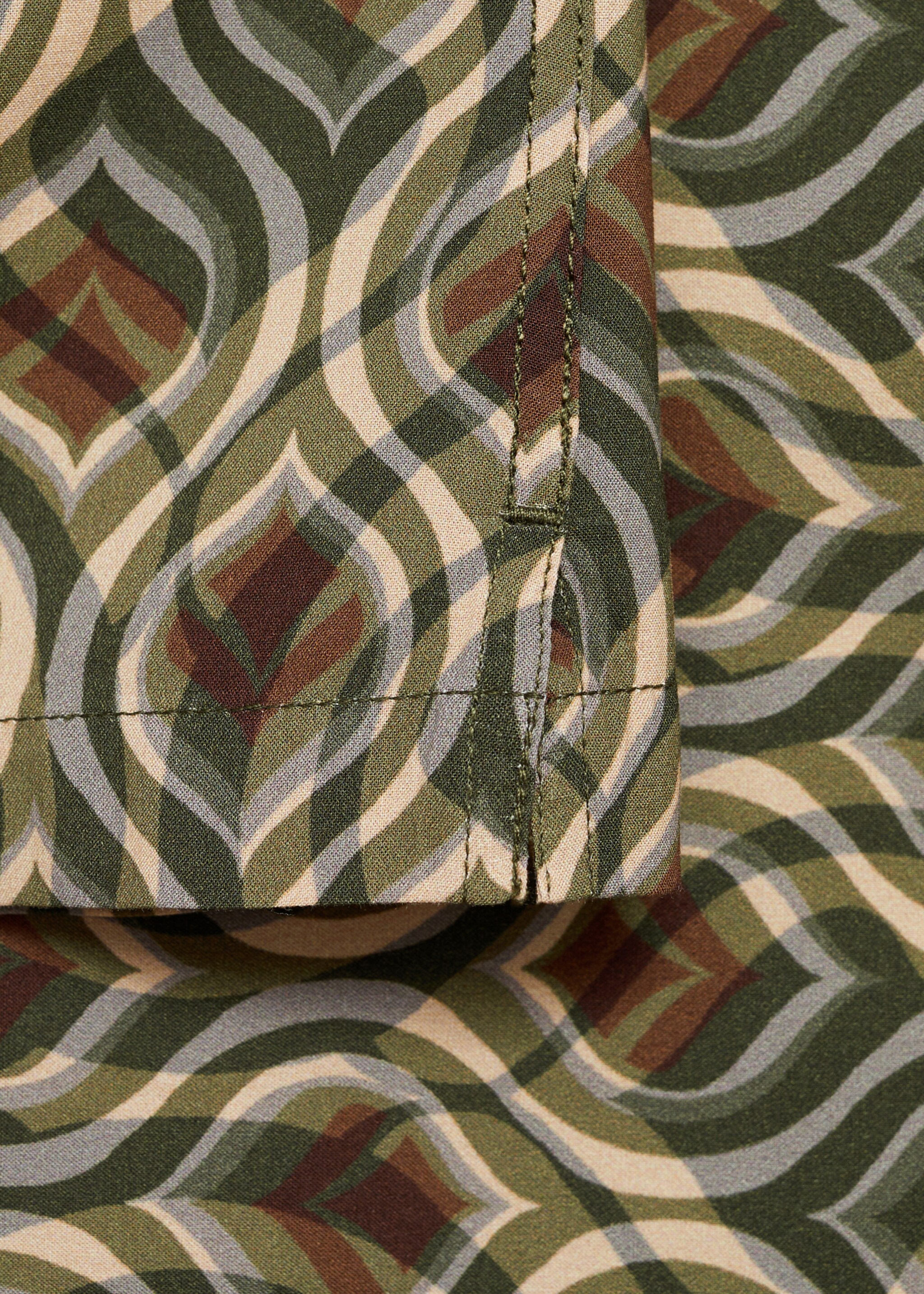 Printed fluid regular-fit shirt - Details of the article 0