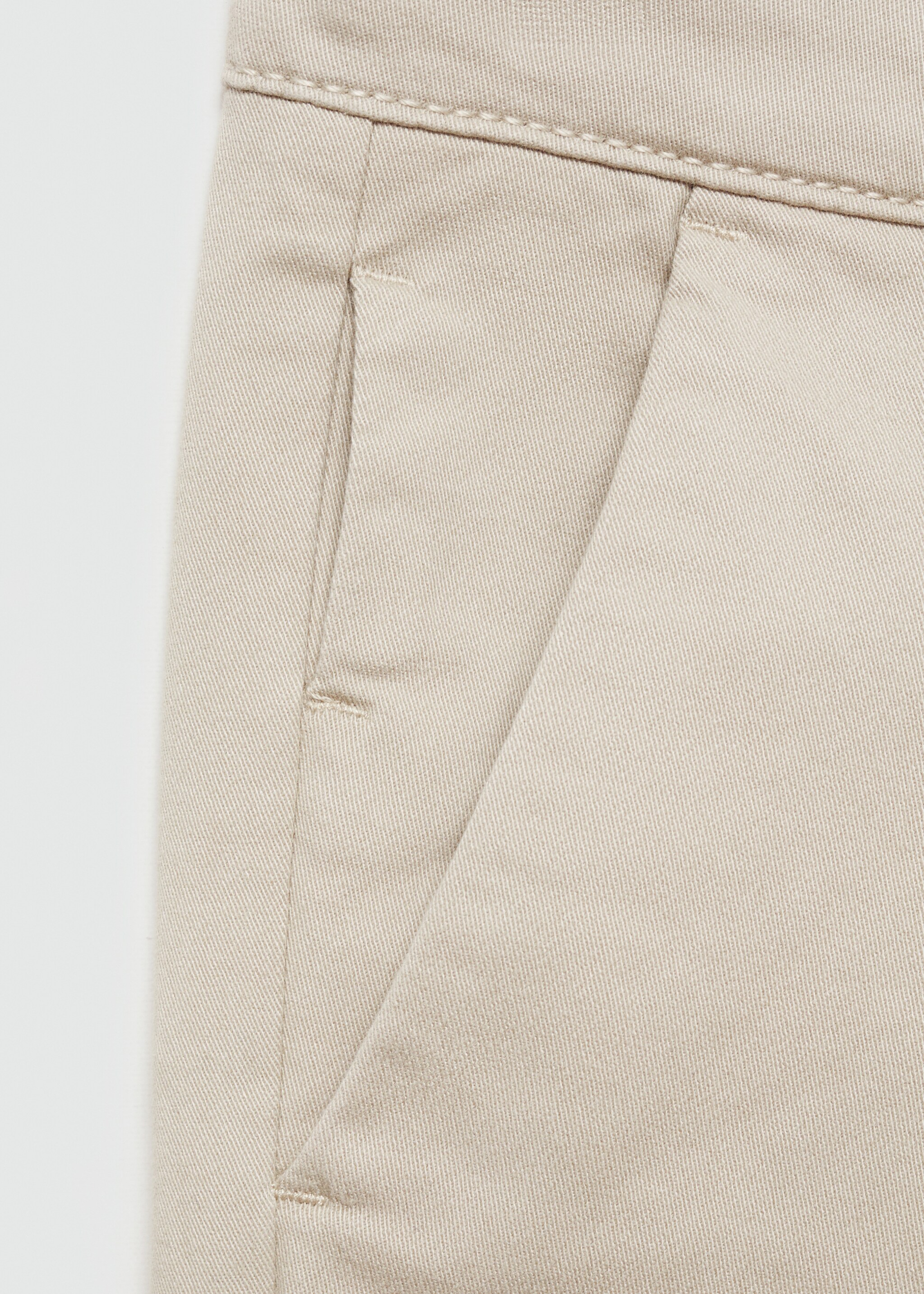 Chinohose aus Baumwolle - Detail des Artikels 0, Eisgrau. Ref: 77031011-00.