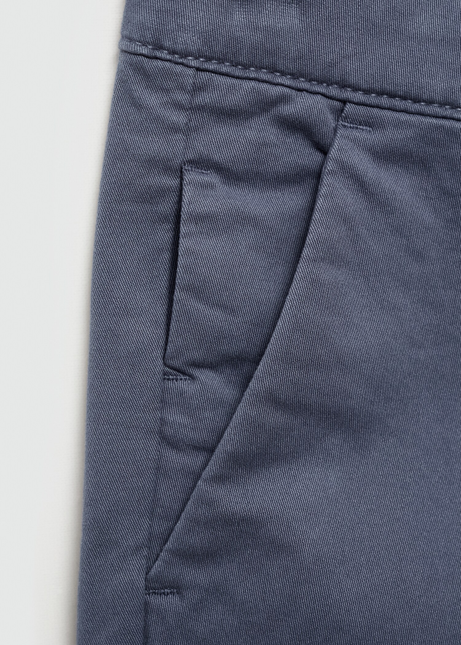 Katoenen chino - Detail van het artikel 8