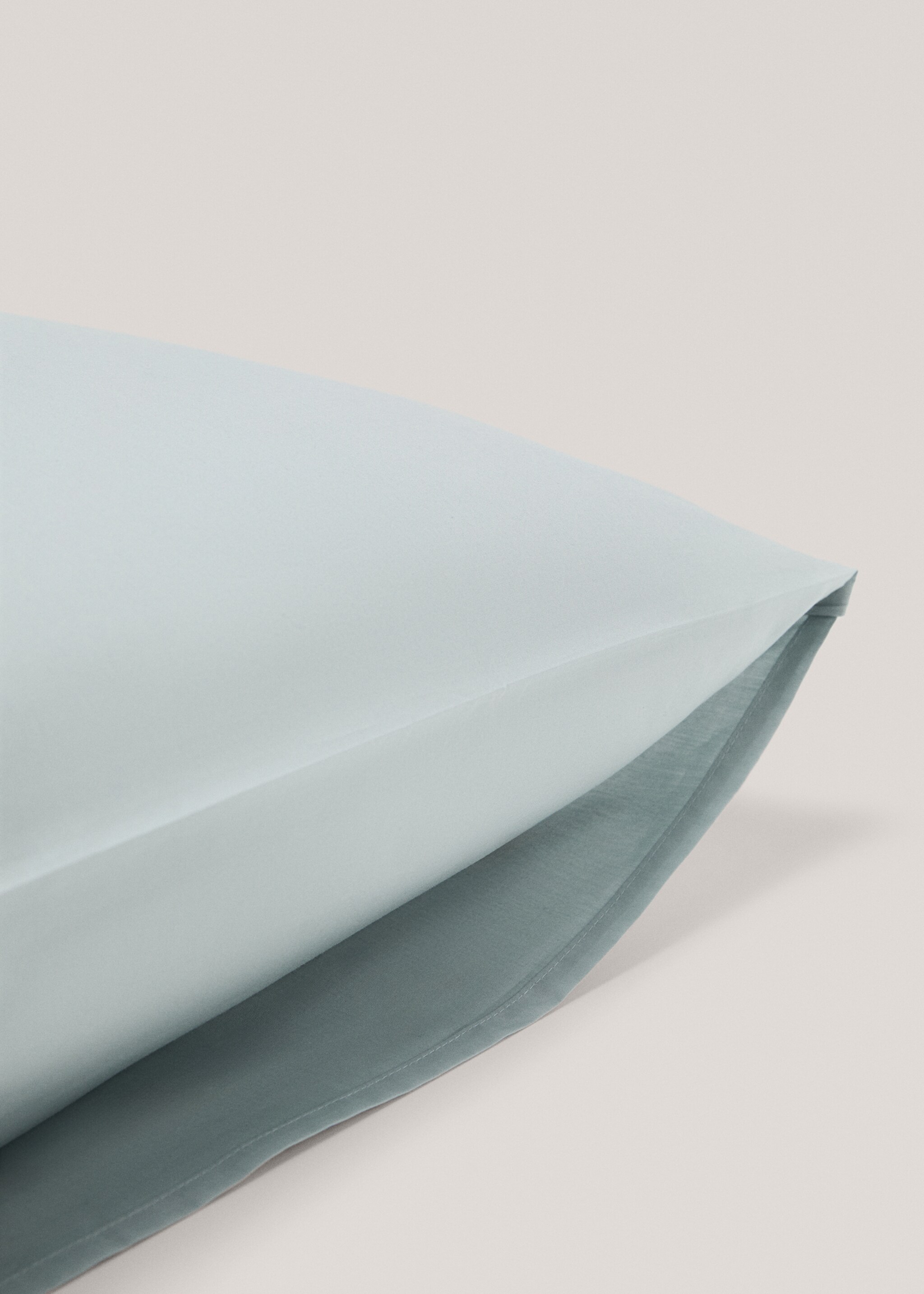 300-thread percale cotton pillowcase  50x75cm - Details of the article 2, Aqua Green. Ref: 77031027-00.