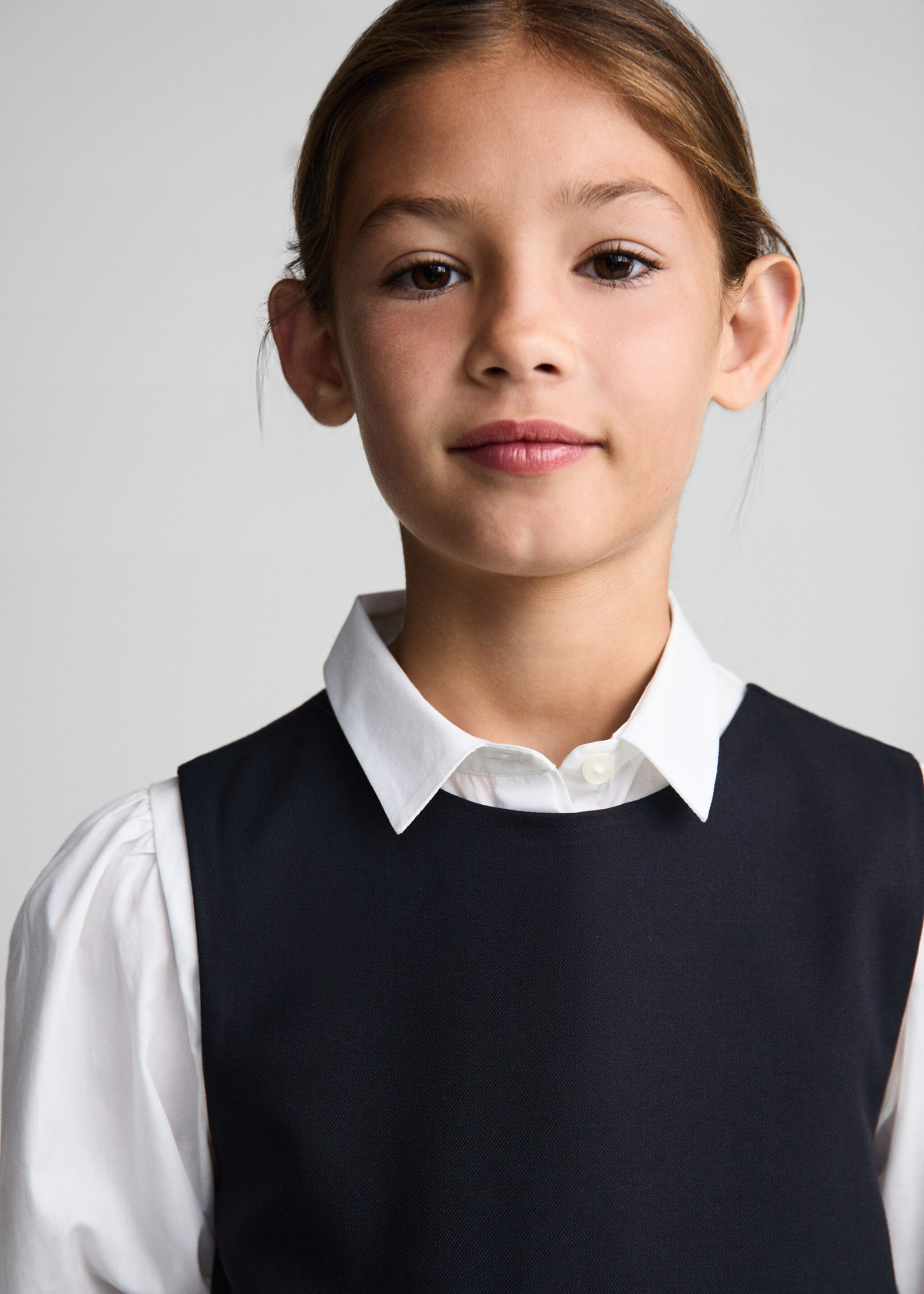 Pleated short dress - Details of the article 1, Dark Navy. Ref: 77032008-00.