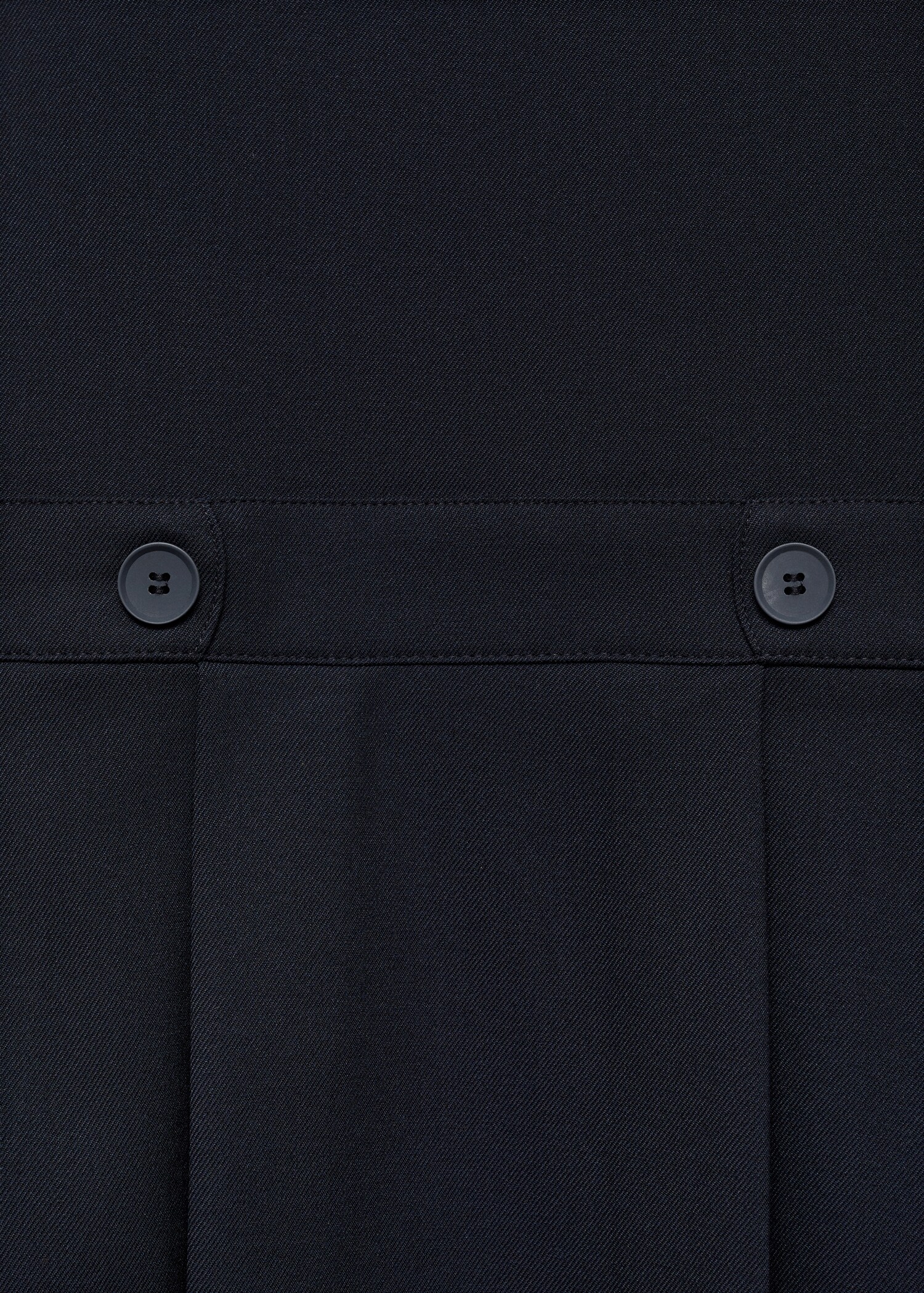 Robe courte plissée - Détail de l'article 8