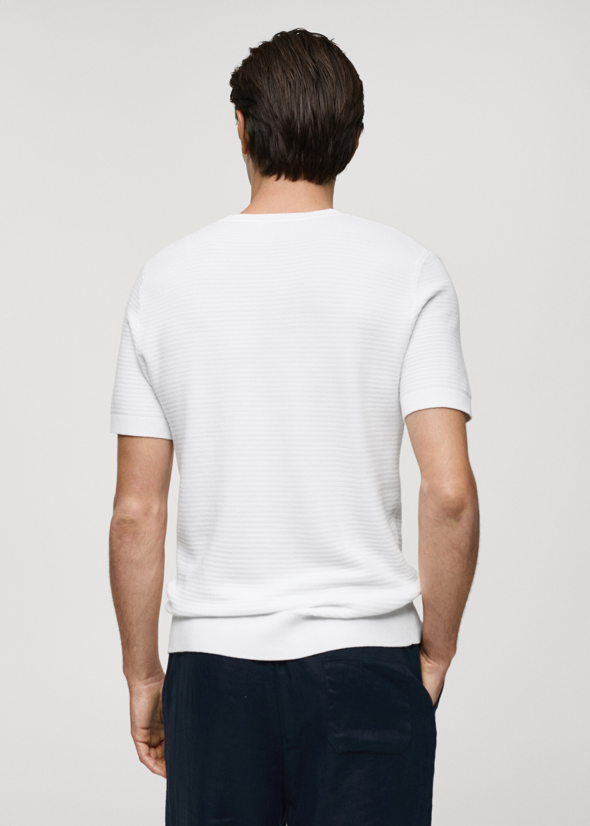 Strick-T-Shirt aus Tencel mit Zopfmuster - Rückseite des Artikels