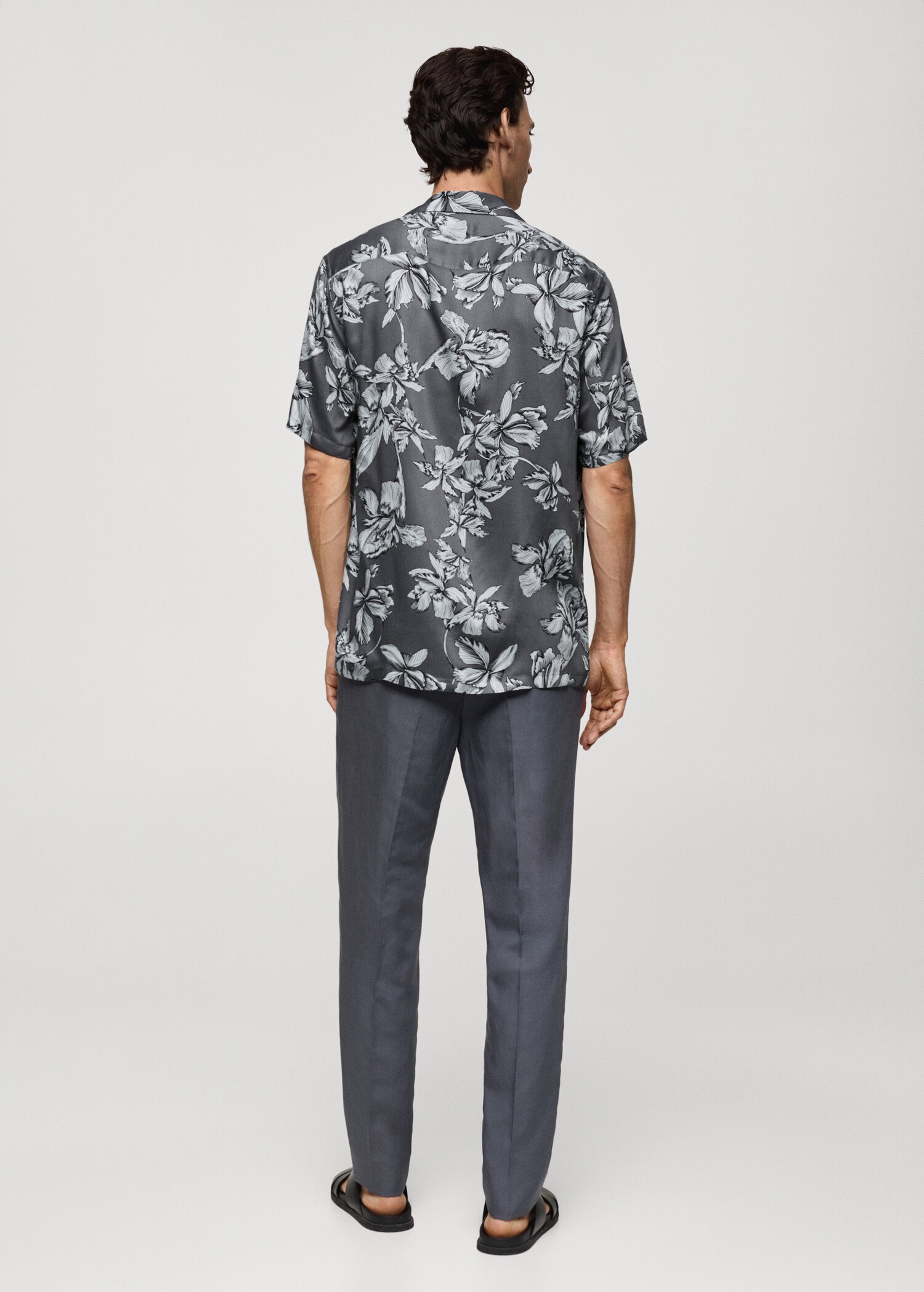 Chemise regular-fit en imprimé hawaïen - Verso de l’article