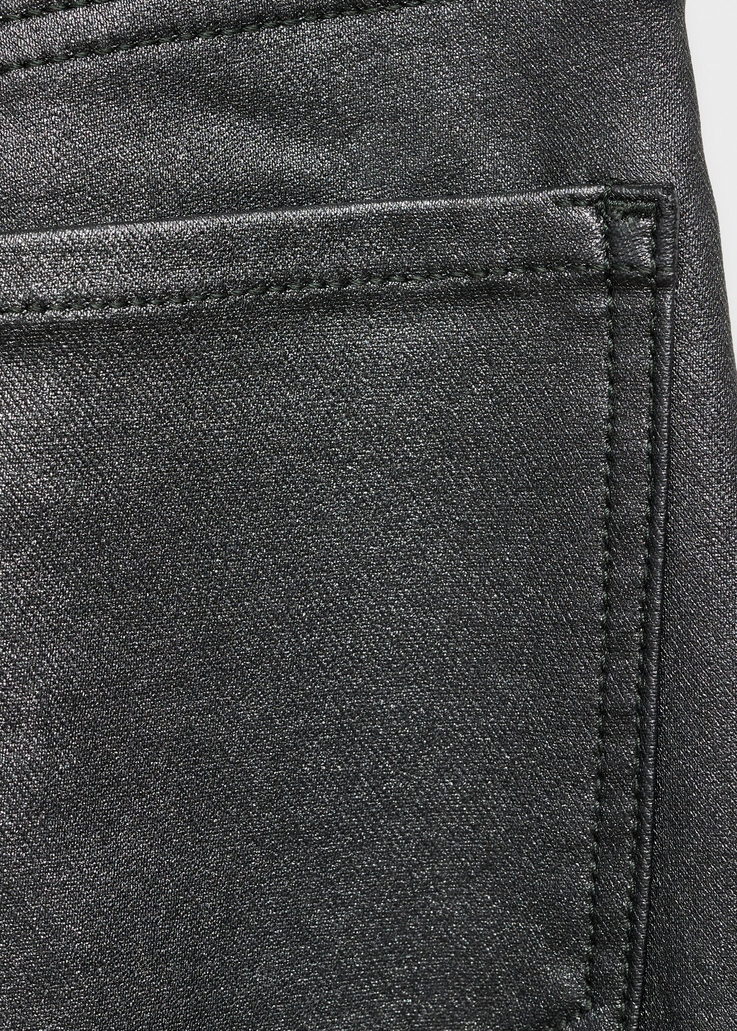 Waxed jeans with metallic effect - Details of the article 0