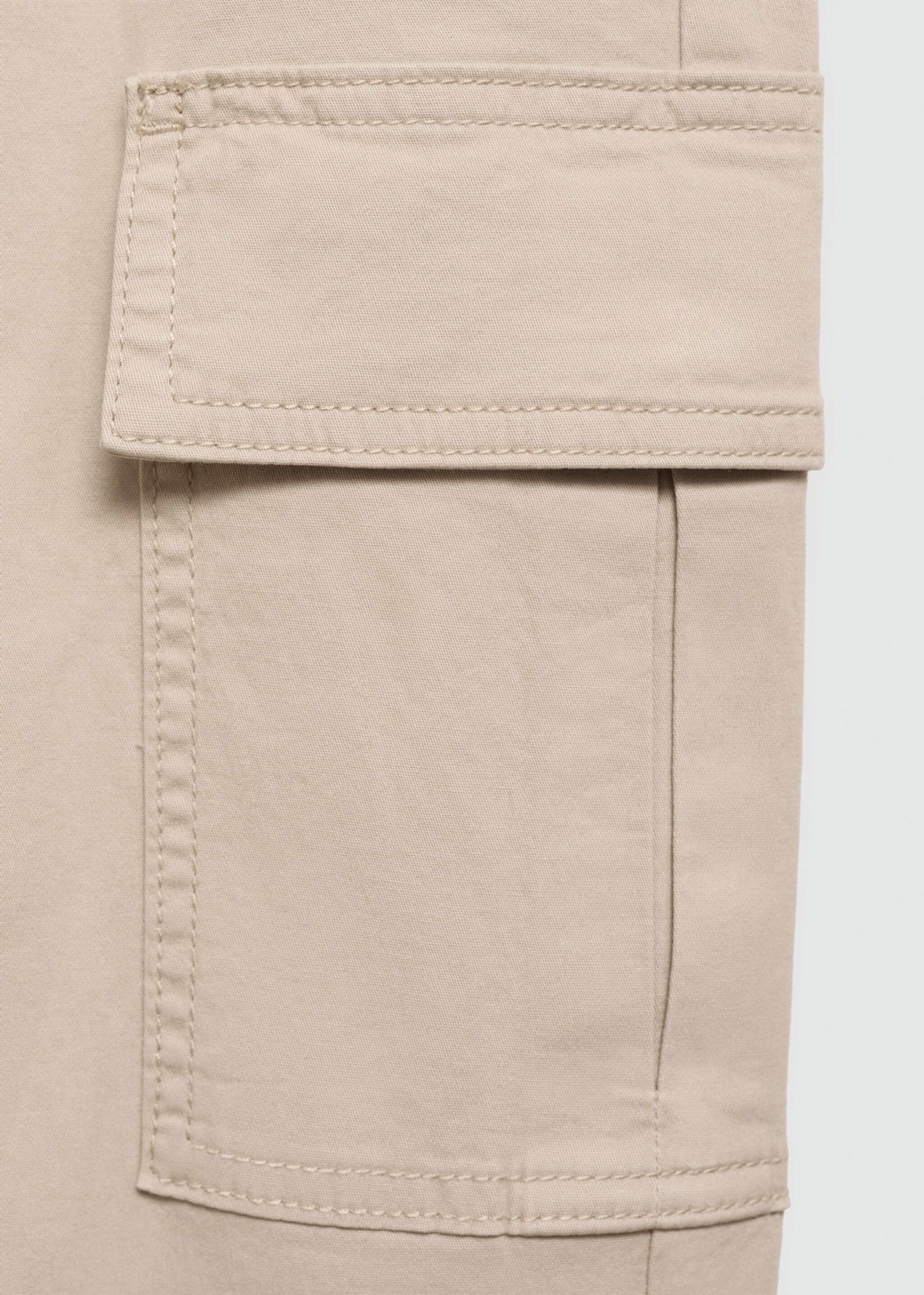 Cargo jogger trousers - Details of the article 8, Beige. Ref: 77032937-00.