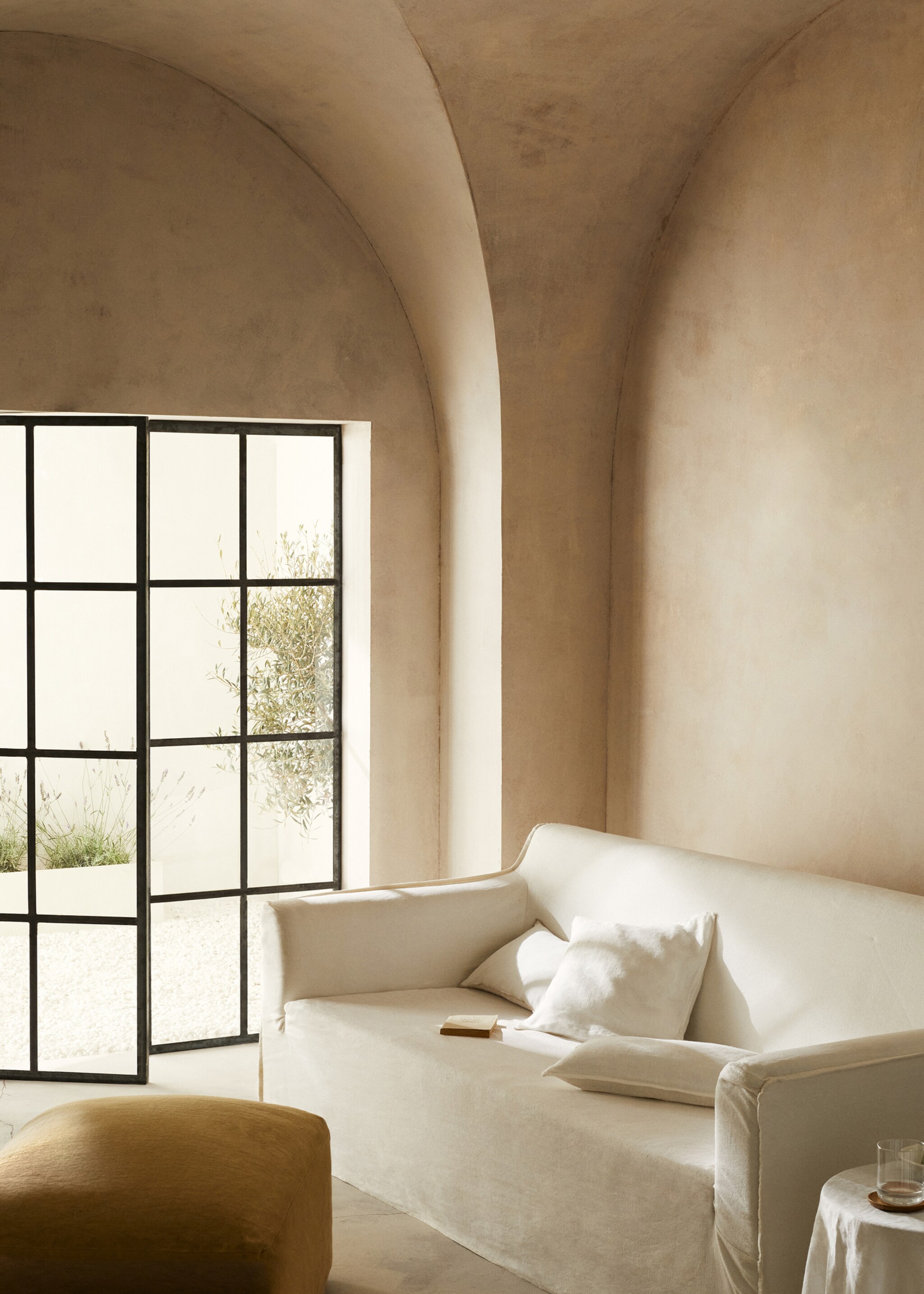 100% linen cushion case 45x45cm - Details of the article 9, White. Ref: 77033278-00.