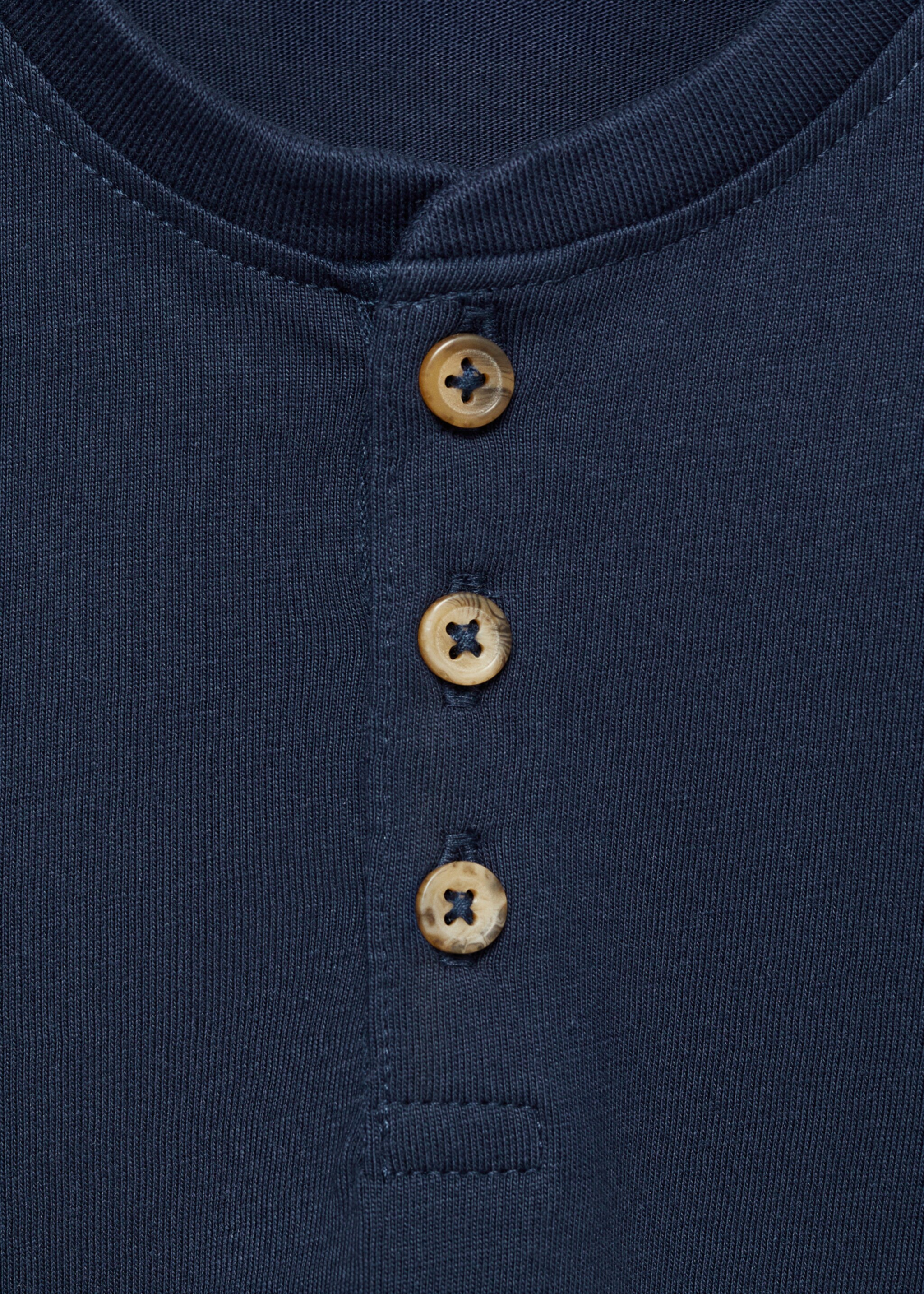 Long sleeve cotton t-shirt - Details of the article 8, Dark Navy. Ref: 77033280-00.