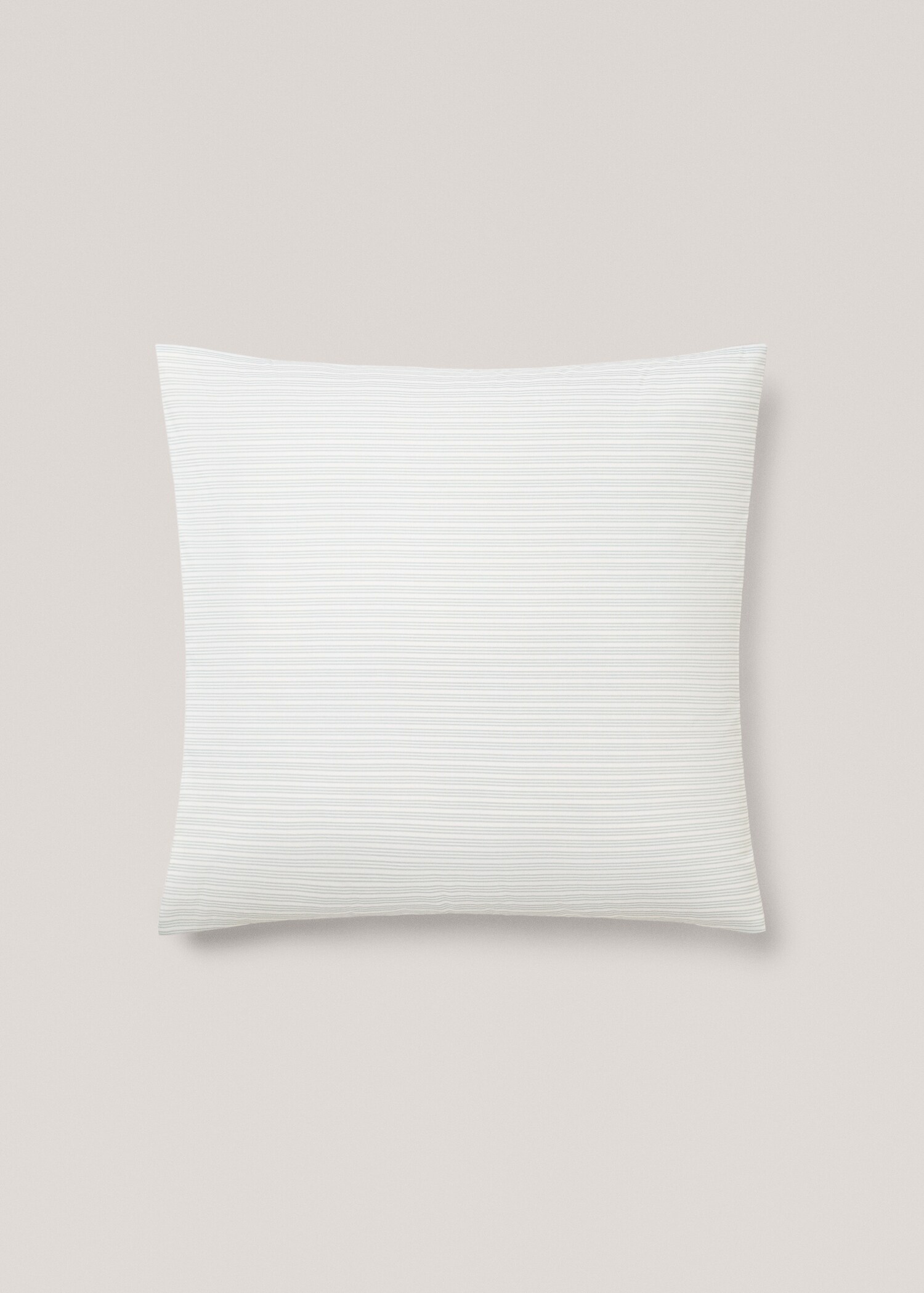 Stripe-print pillow cases 60x60cm - Article without model