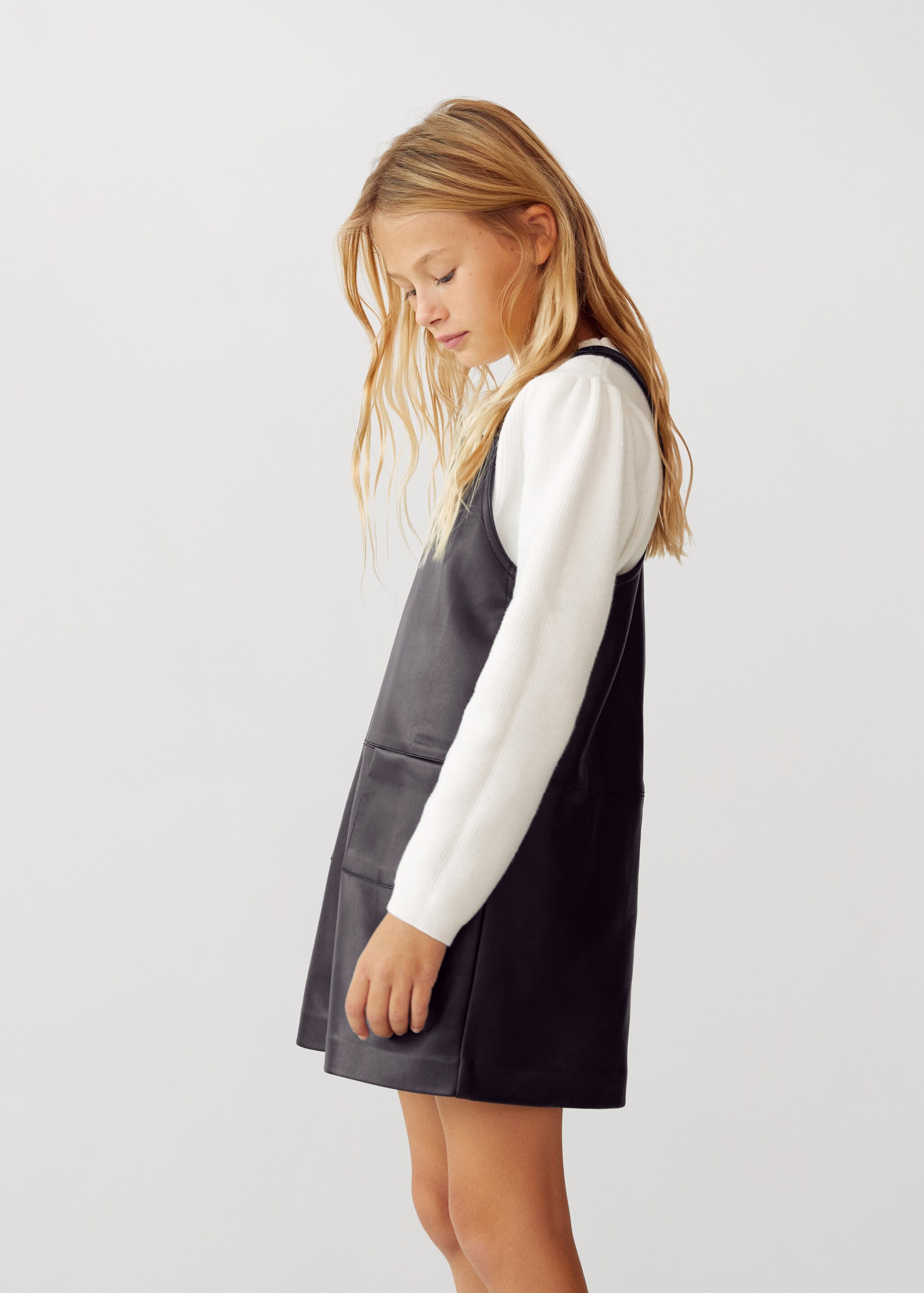 Robe chasuble droite - Plan moyen