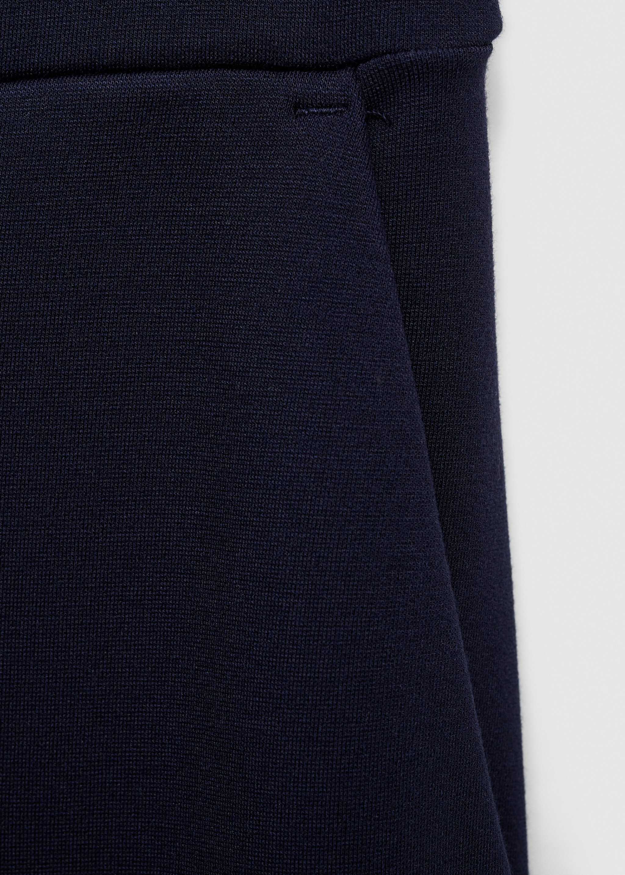 Pocket jogger trousers - Details of the article 8, Dark Navy. Ref: 77034022-00.