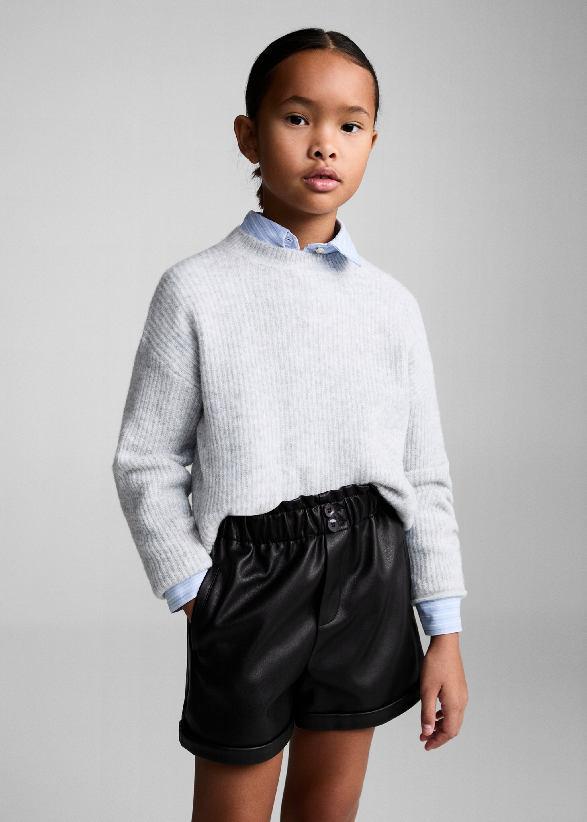 Short simili-cuir - Plan moyen, Noir. Ref: 77034026-00.