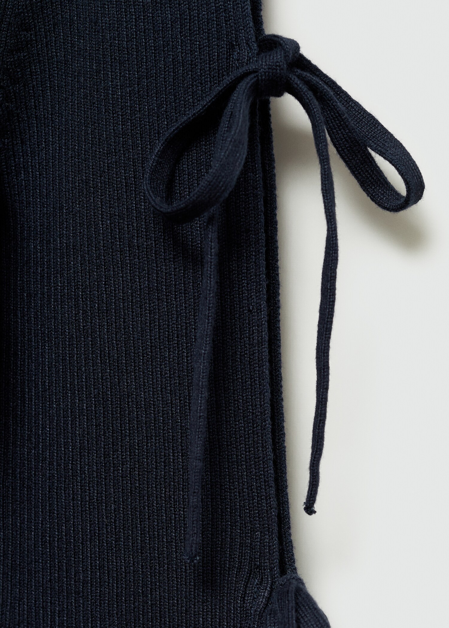 Sweater with bow openings - Details of the article 8