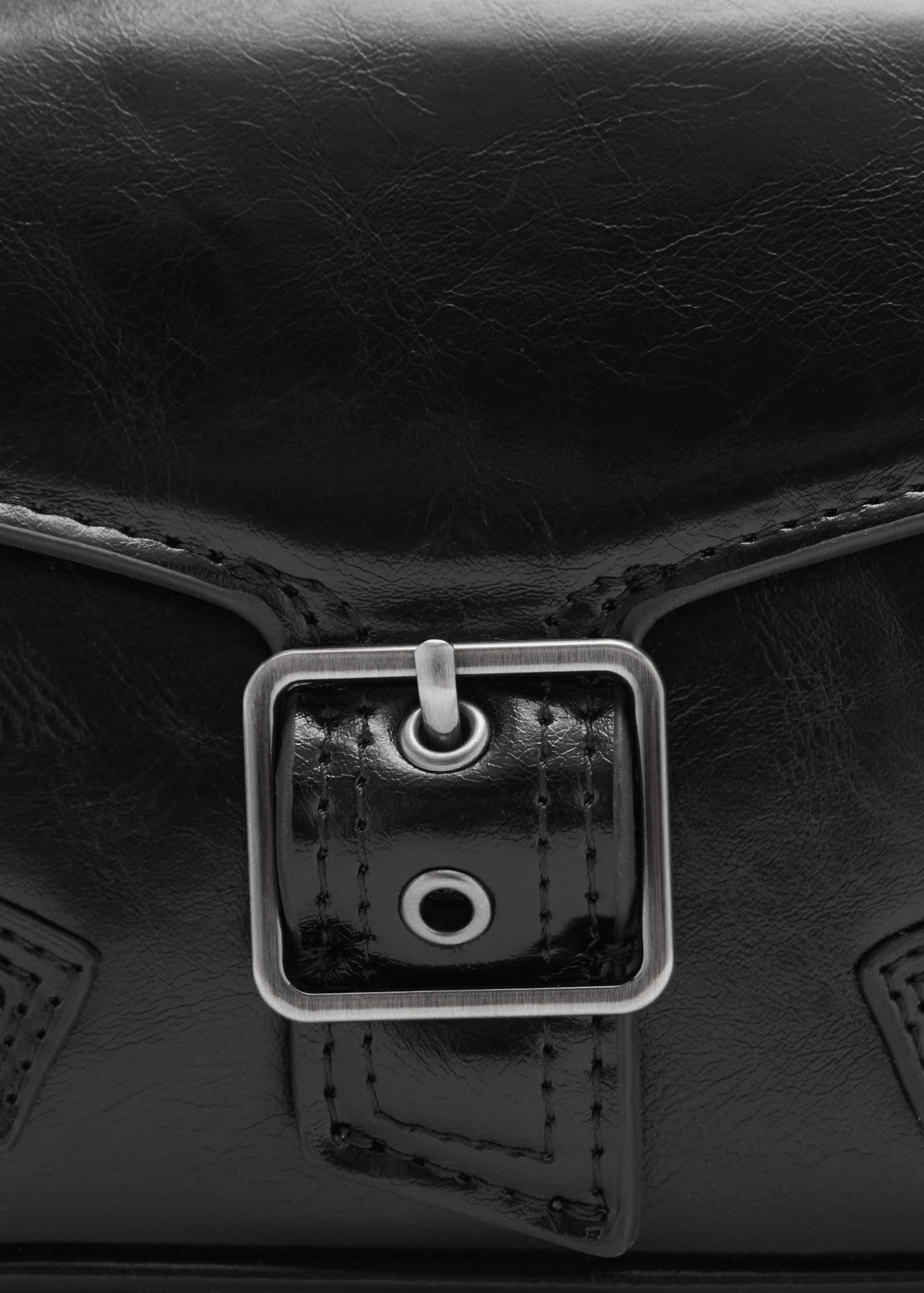 Bolso hombro hebilla - Detalle del artículo 1, Negro. Ref: 77034053-00.