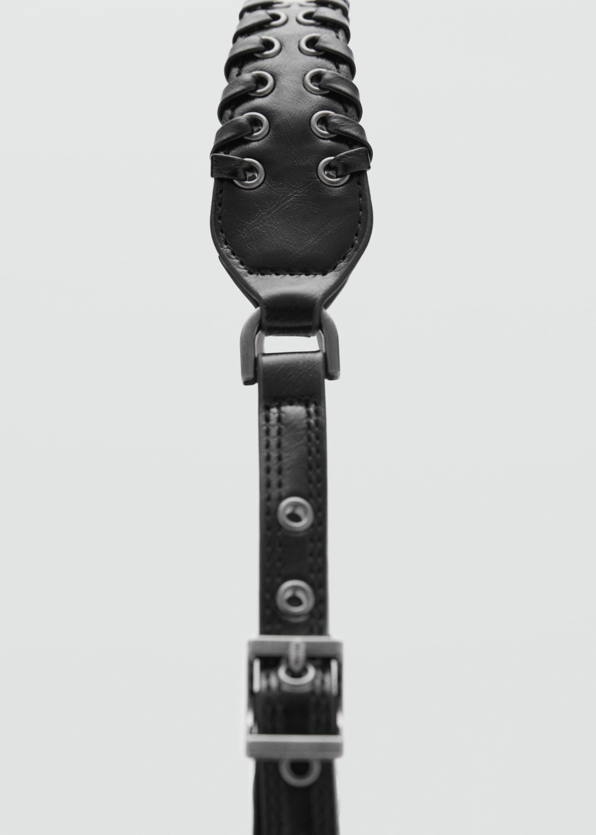 Bolso hombro hebilla - Detalle del artículo 3, Negro. Ref: 77034053-00.