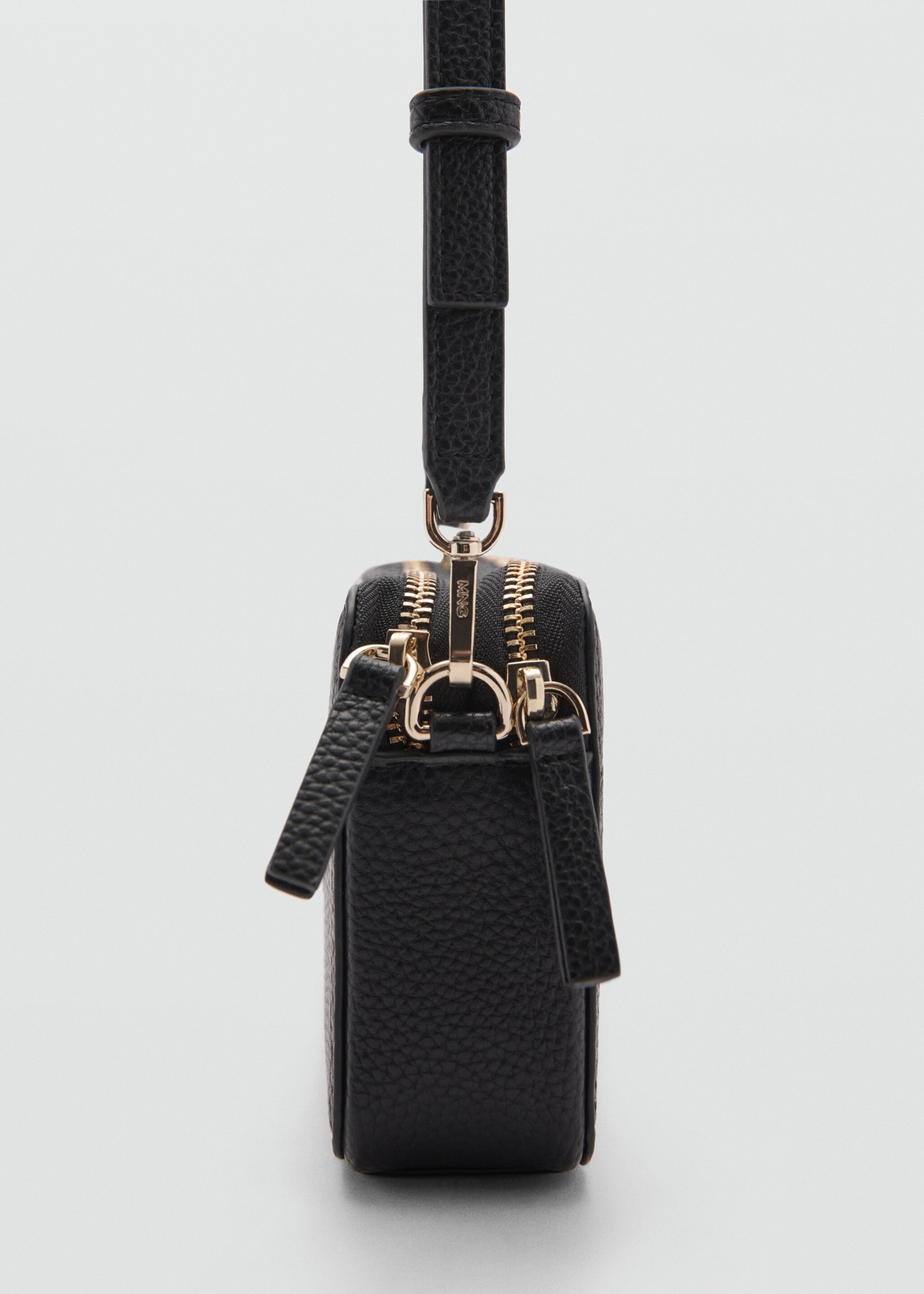 Shoulder bag with double zip - Details of the article 2, Black. Ref: 77034055-00.