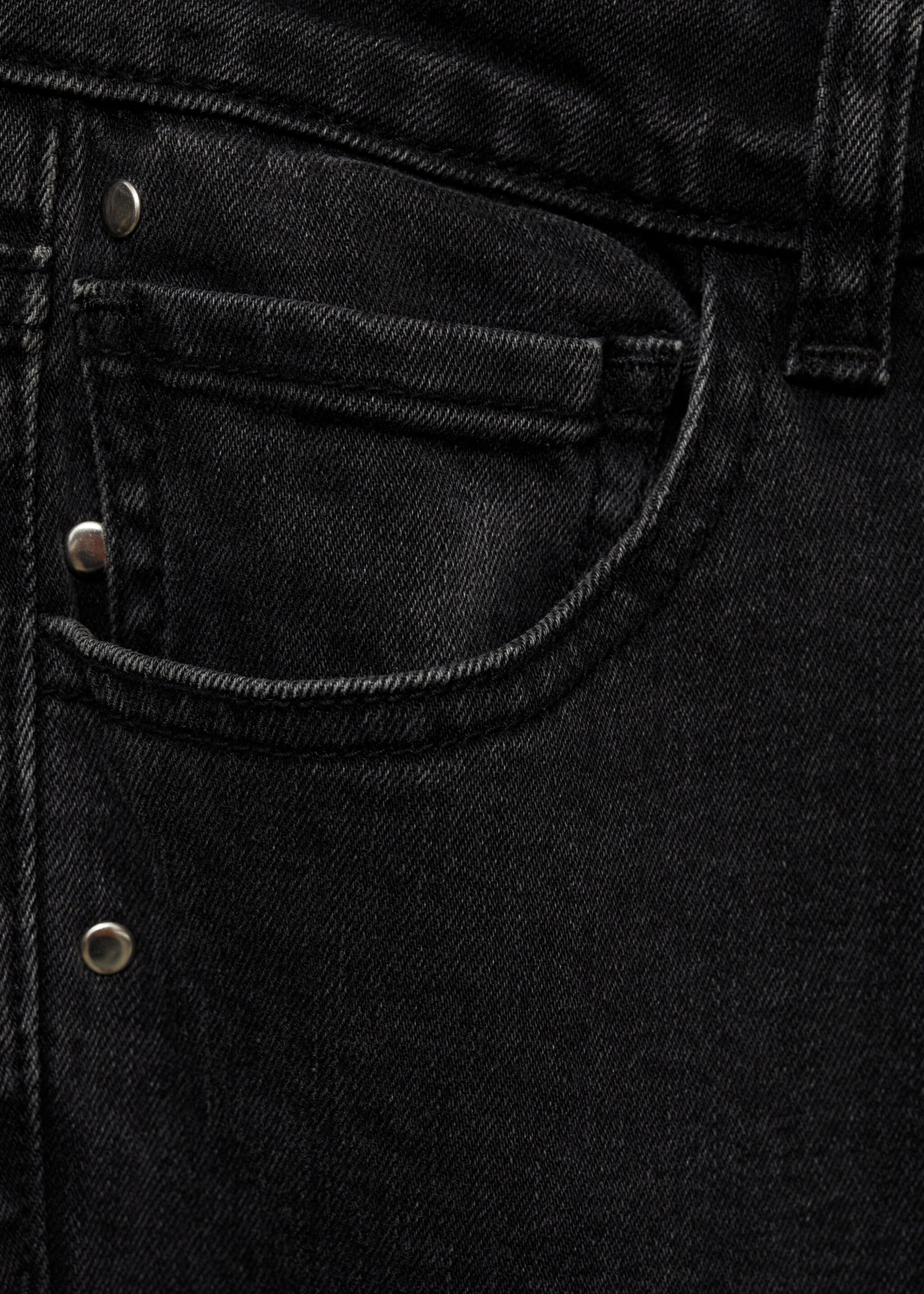 Jeans flare tachuelas - Detalle del artículo 8, Denim negro. Ref: 77034066-00.