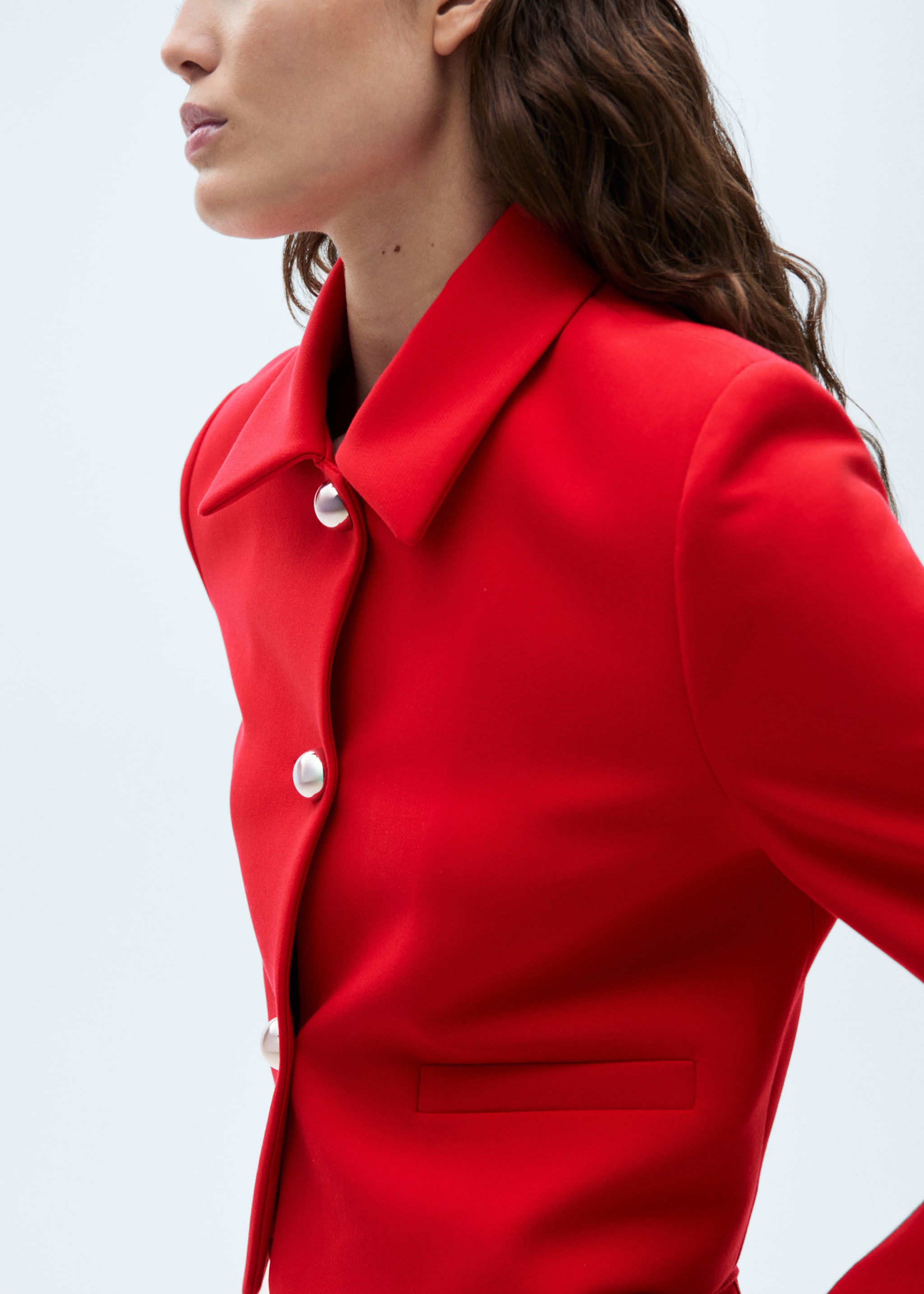 Buttoned cropped jacket - Details of the article 6, Red. Ref: 77034069-00.