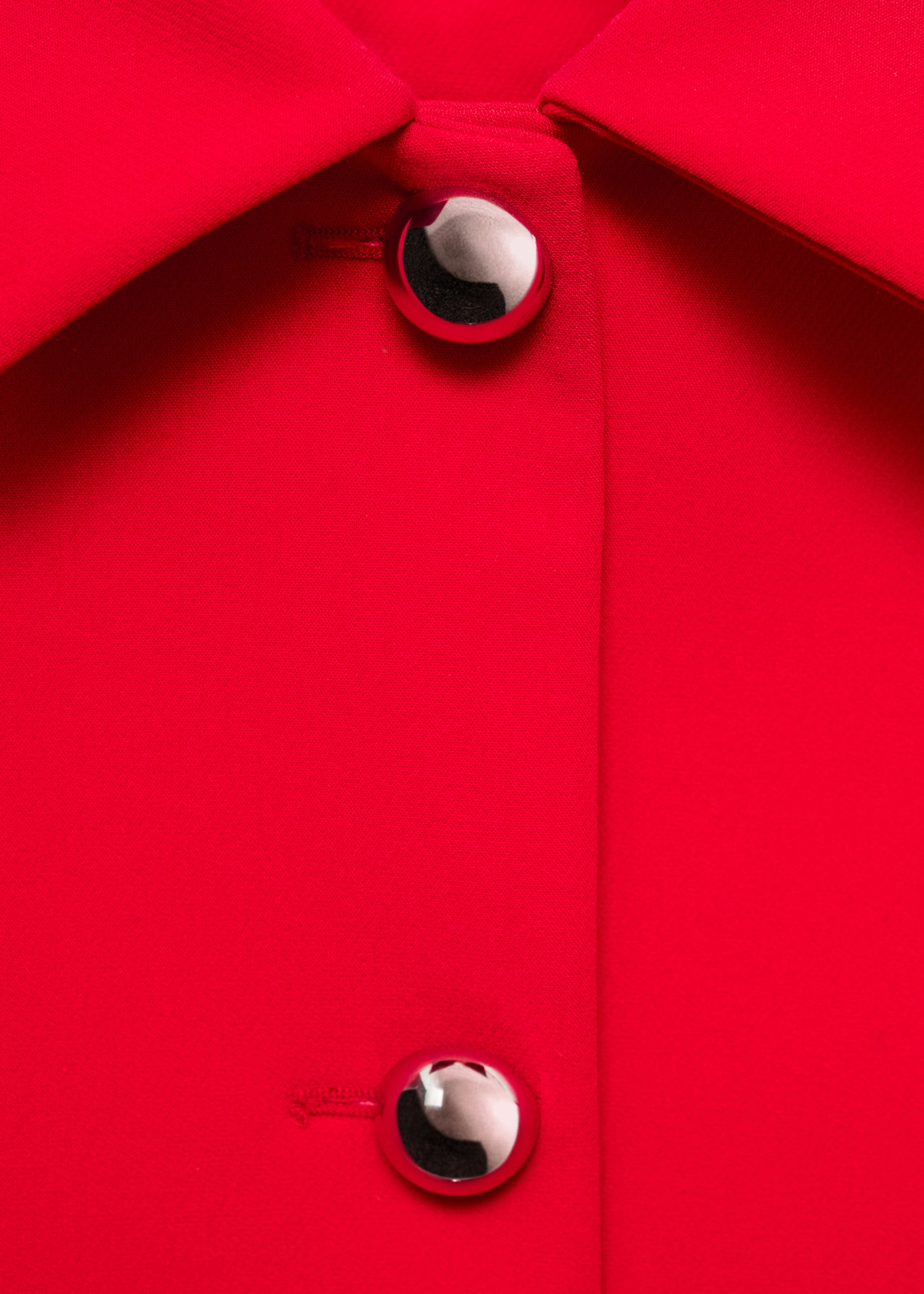 Buttoned cropped jacket - Details of the article 8, Red. Ref: 77034069-00.