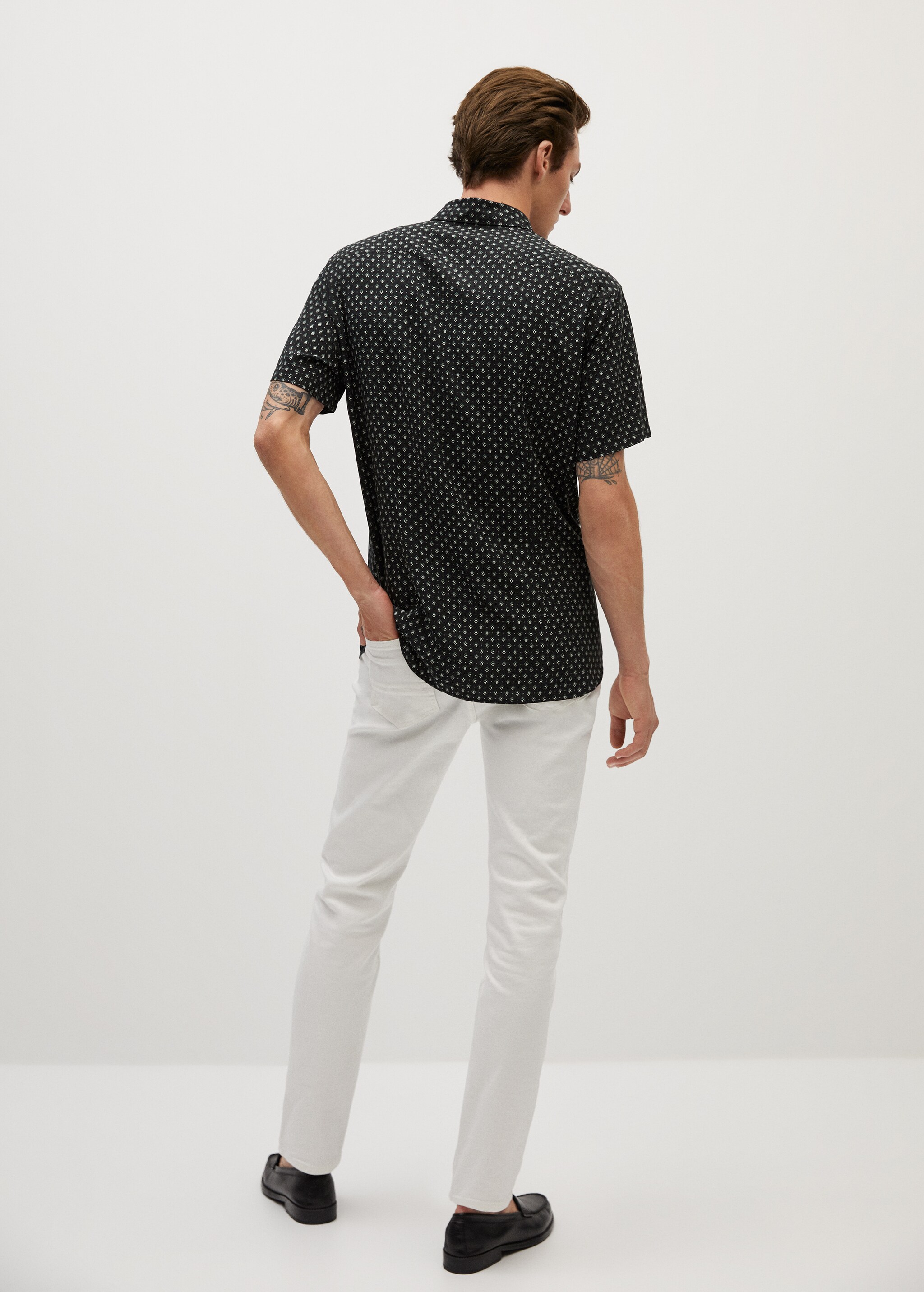 Camisa slim fit estampado mosaico - Reverso del artículo
