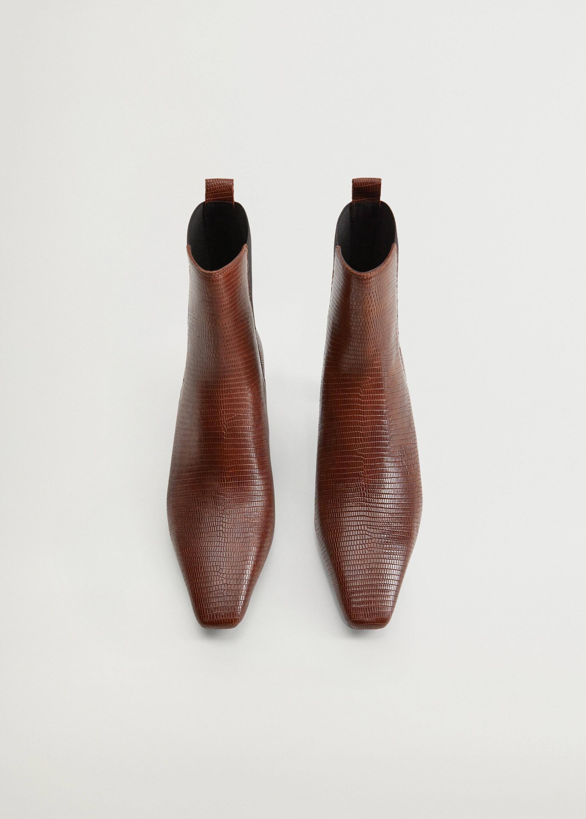Heel leather ankle boot - Details of the article 3