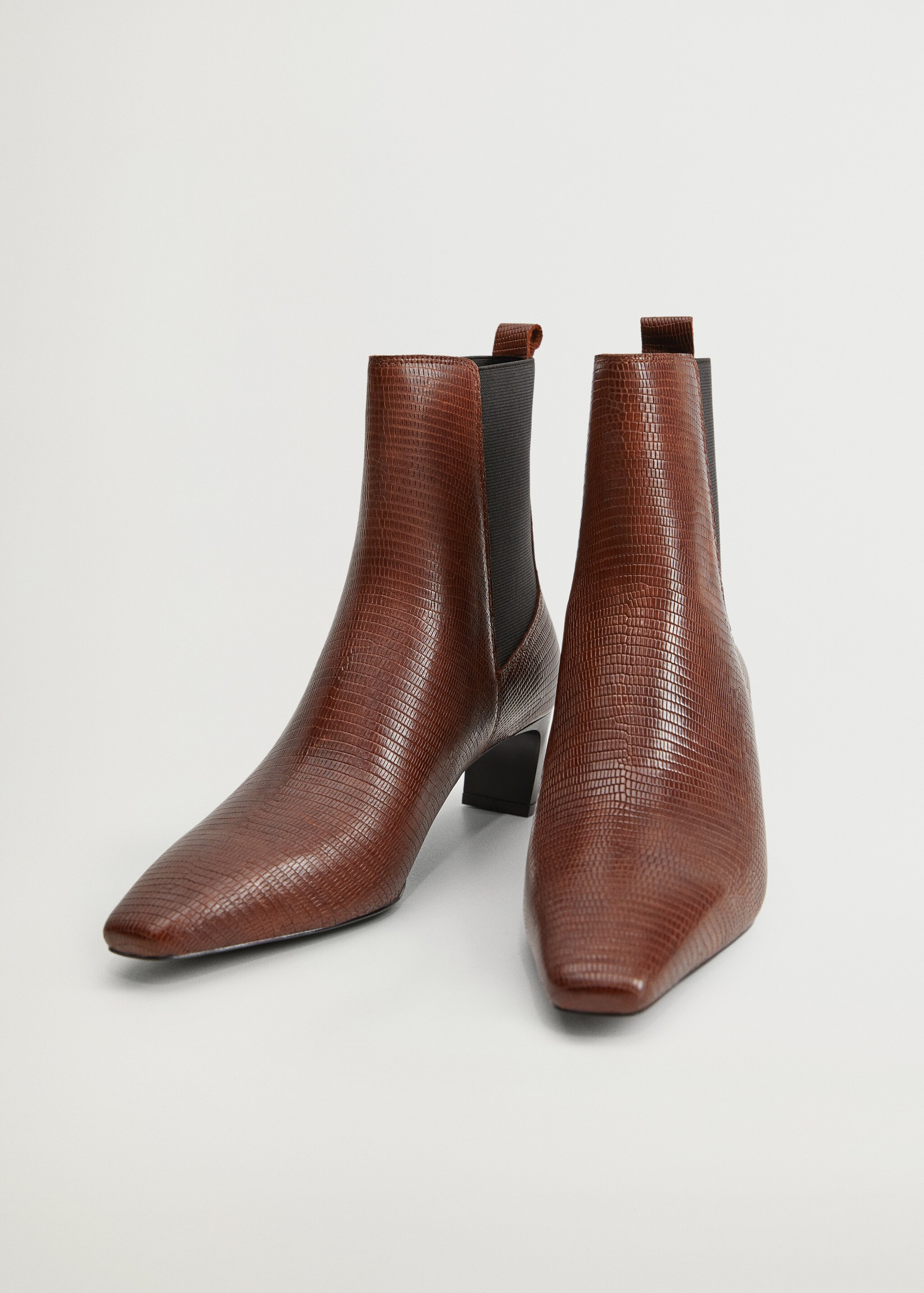 Heel leather ankle boot - Details of the article 4