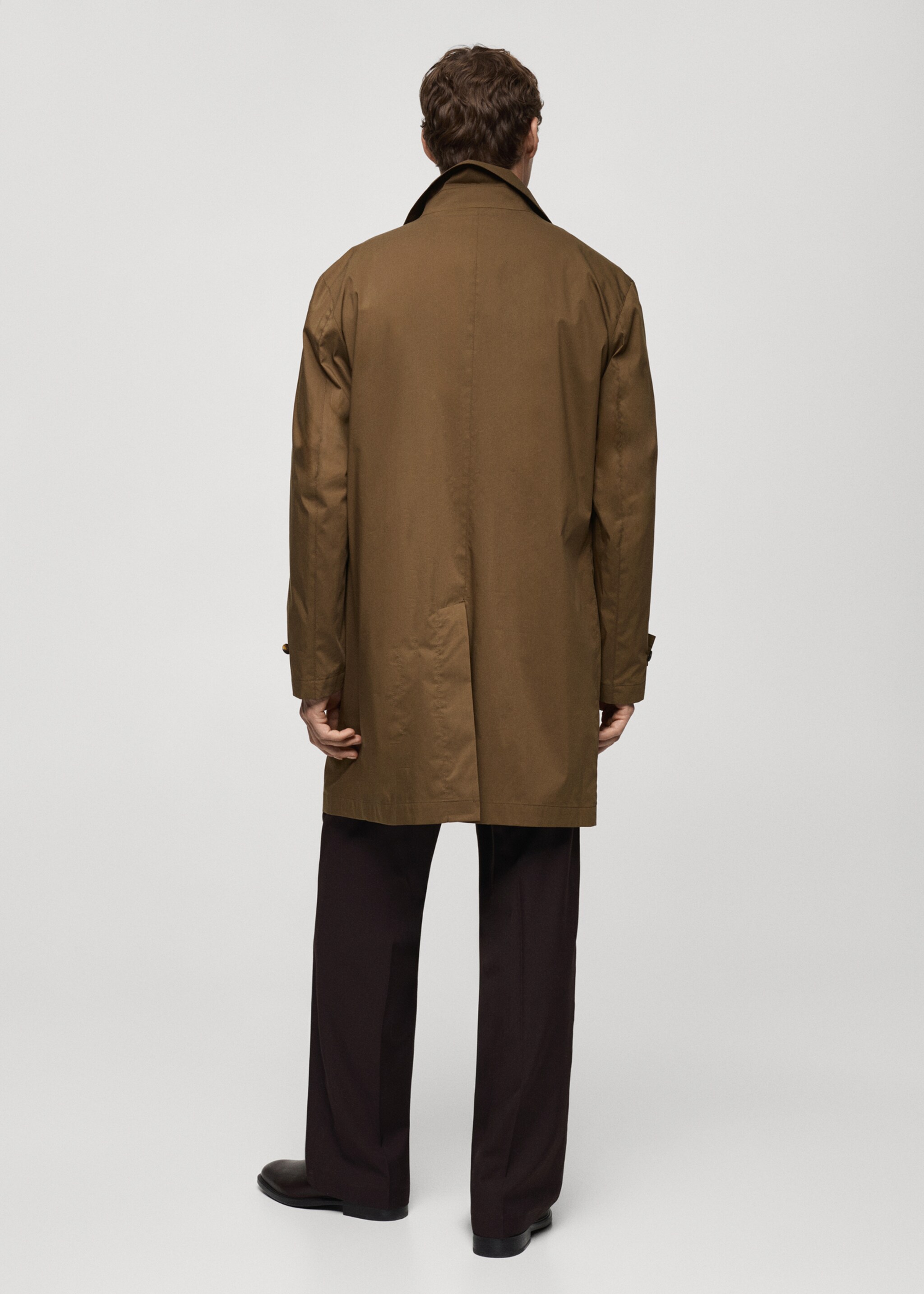 Classic water-repellent trench coat - Reverse of the article, Tobacco Brown. Ref: 77034434-00.