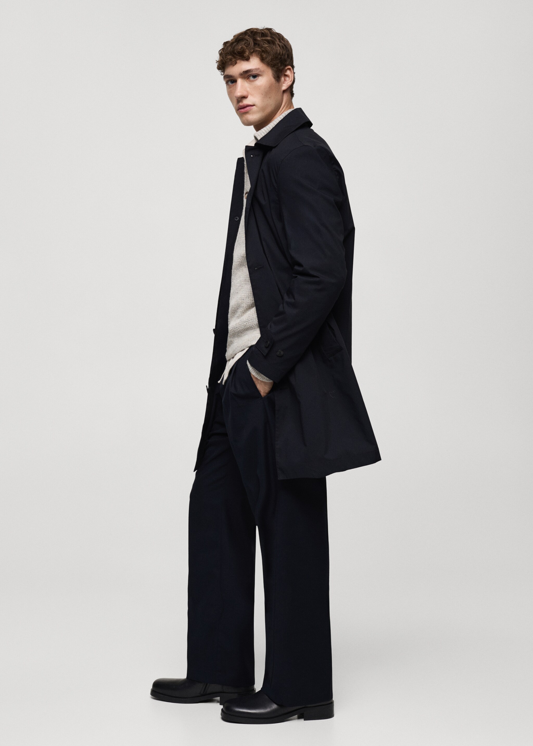 Classic water-repellent trench coat - Details of the article 2, Dark Navy. Ref: 77034434-00.