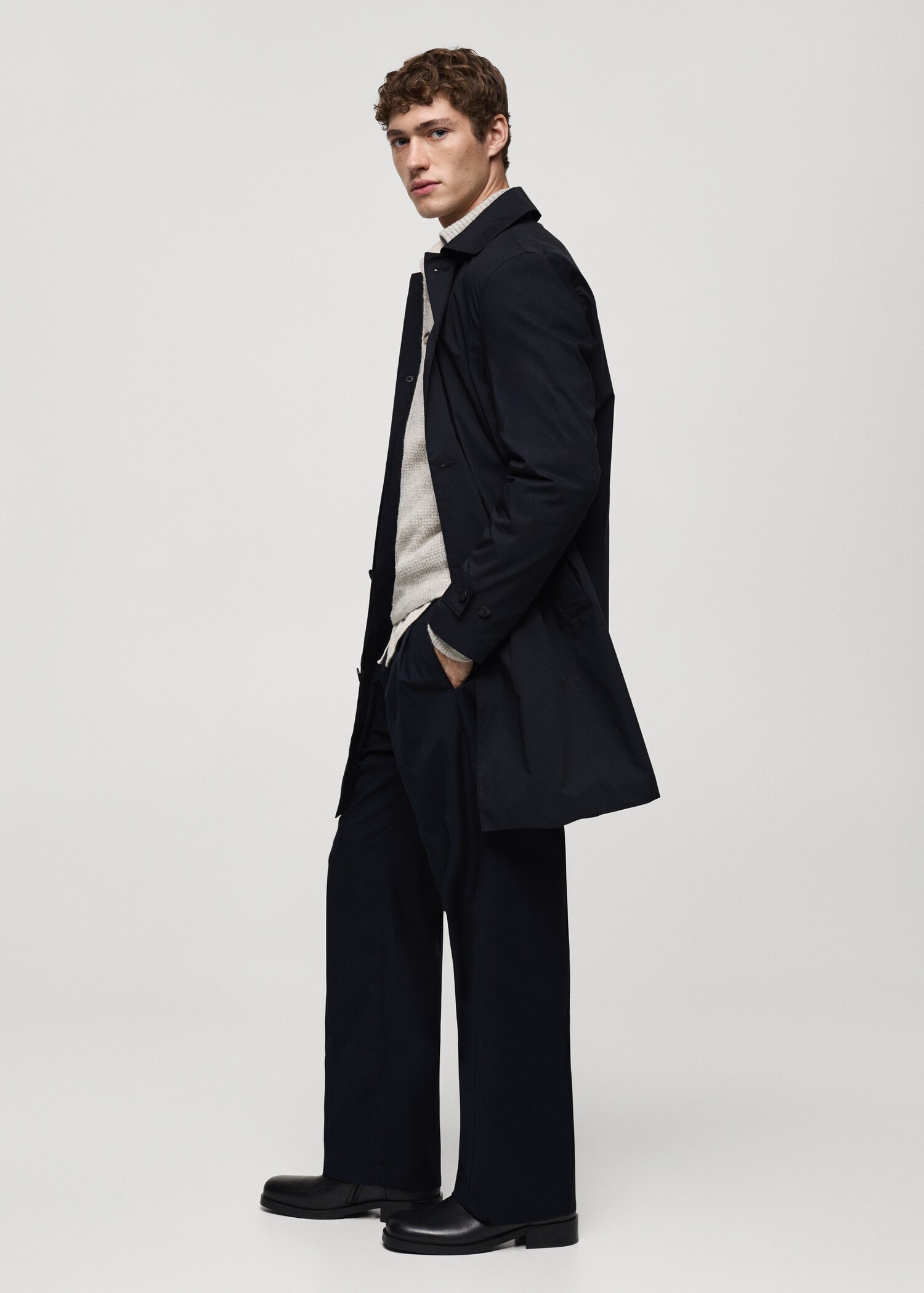 Classic water-repellent trench coat - Details of the article 2