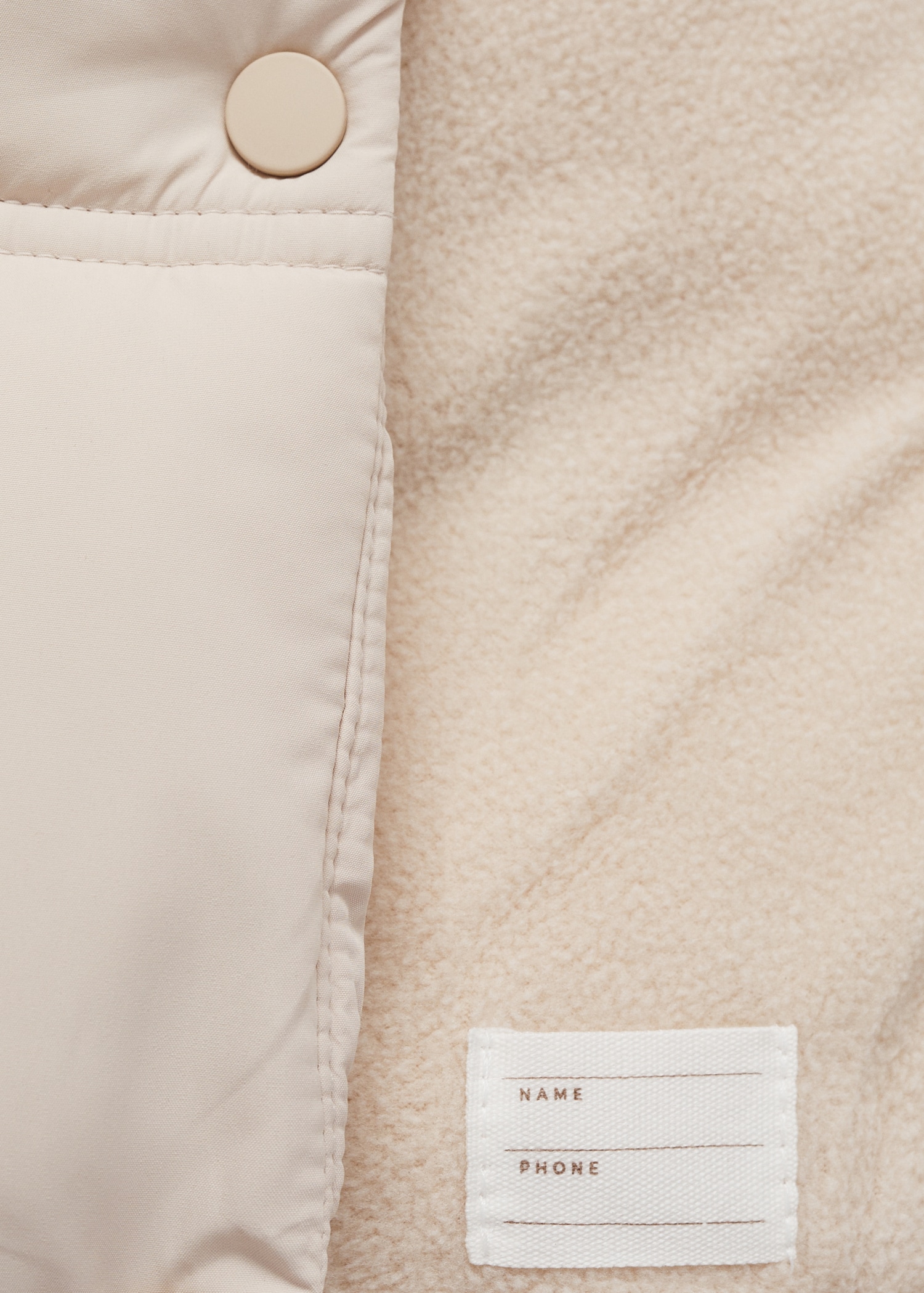 Quilted gilet with hood - Details of the article 0