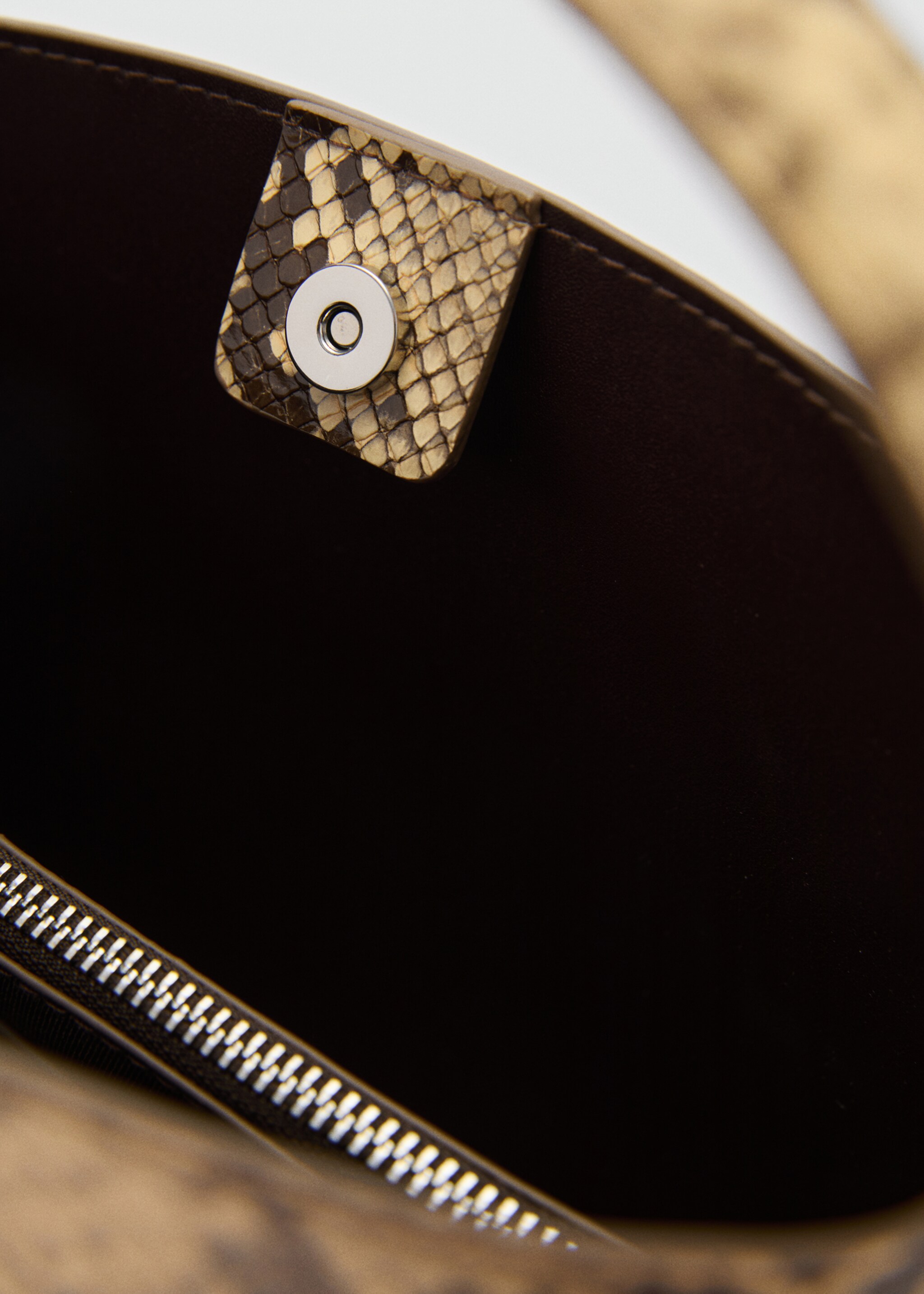 Snakeskin effect bag - Details of the article 1, Beige. Ref: 77034452-00.