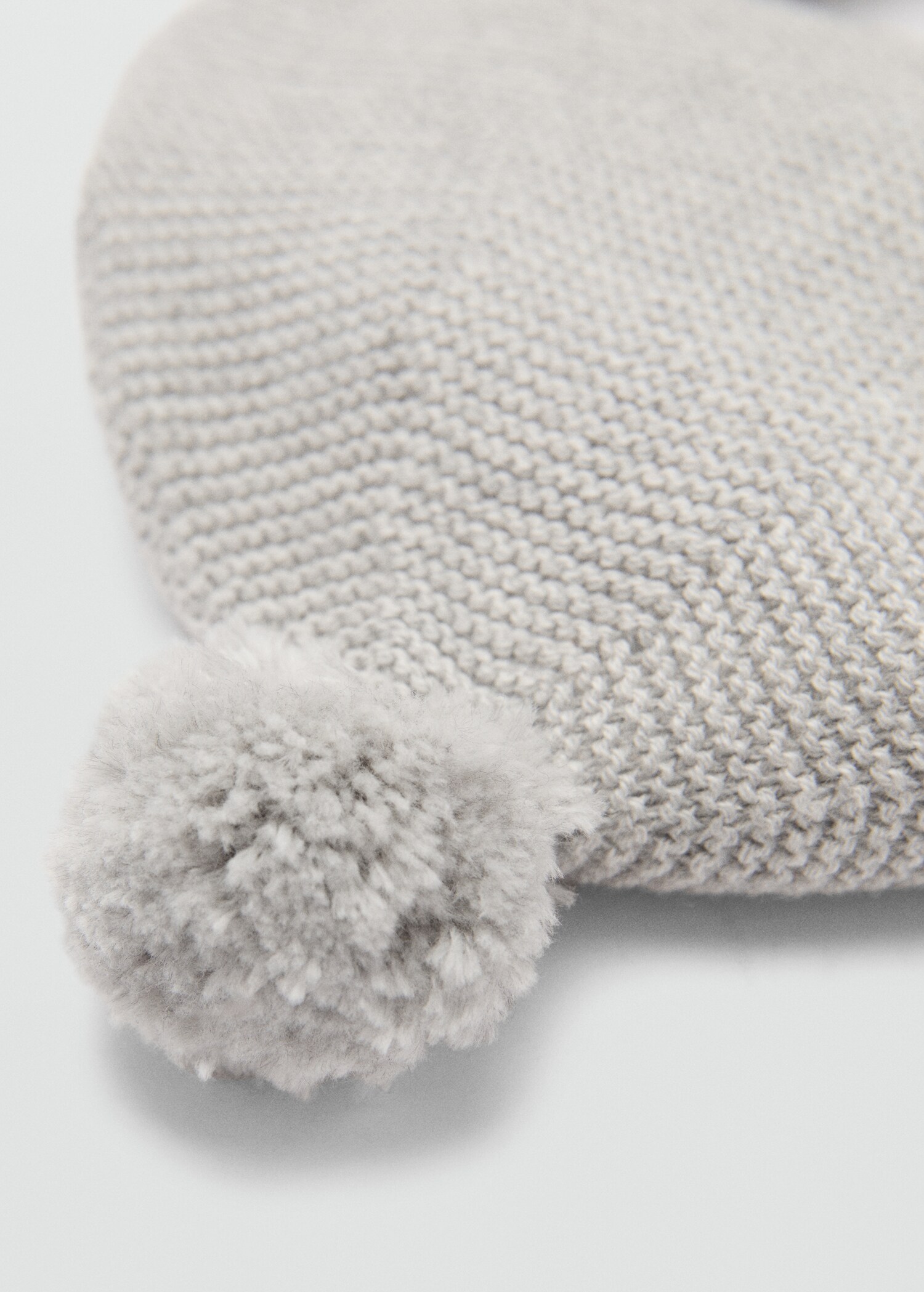 Gorro pompom - Pormenor do artigo 1