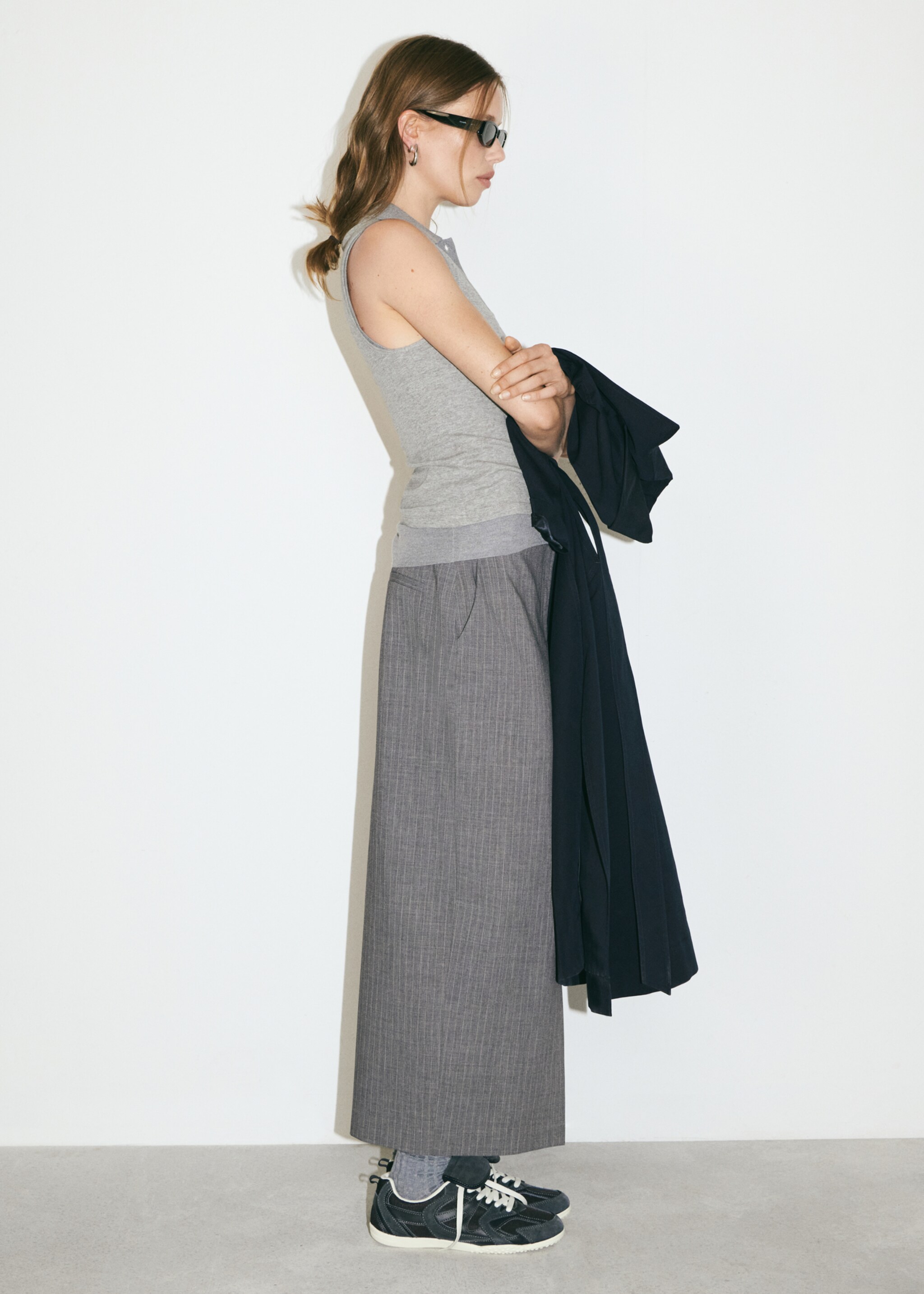 Pinstripe suit skirt - Details of the article 9, Grey. Ref: 77034767-00.