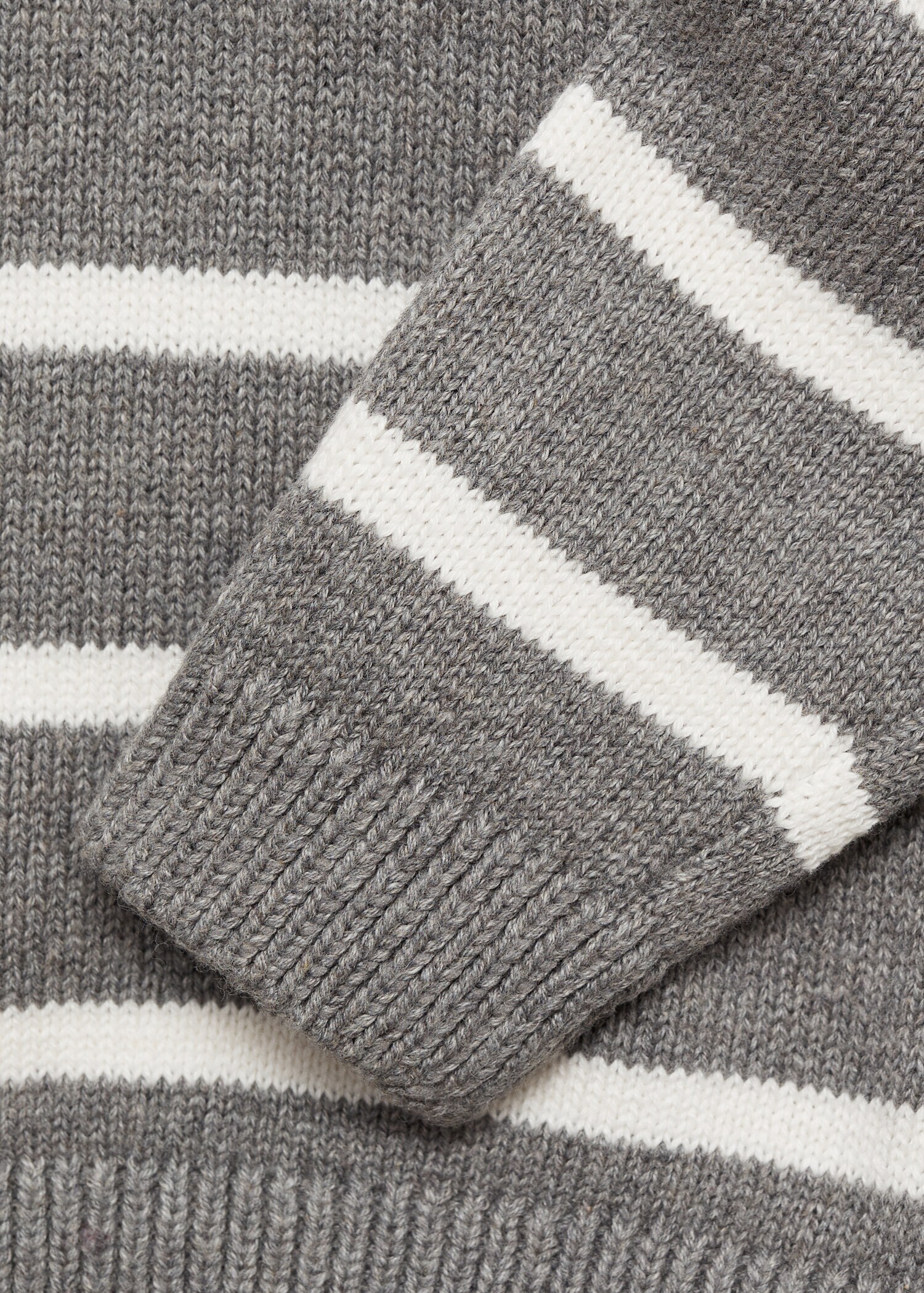 Polo neck sweater - Details of the article 0
